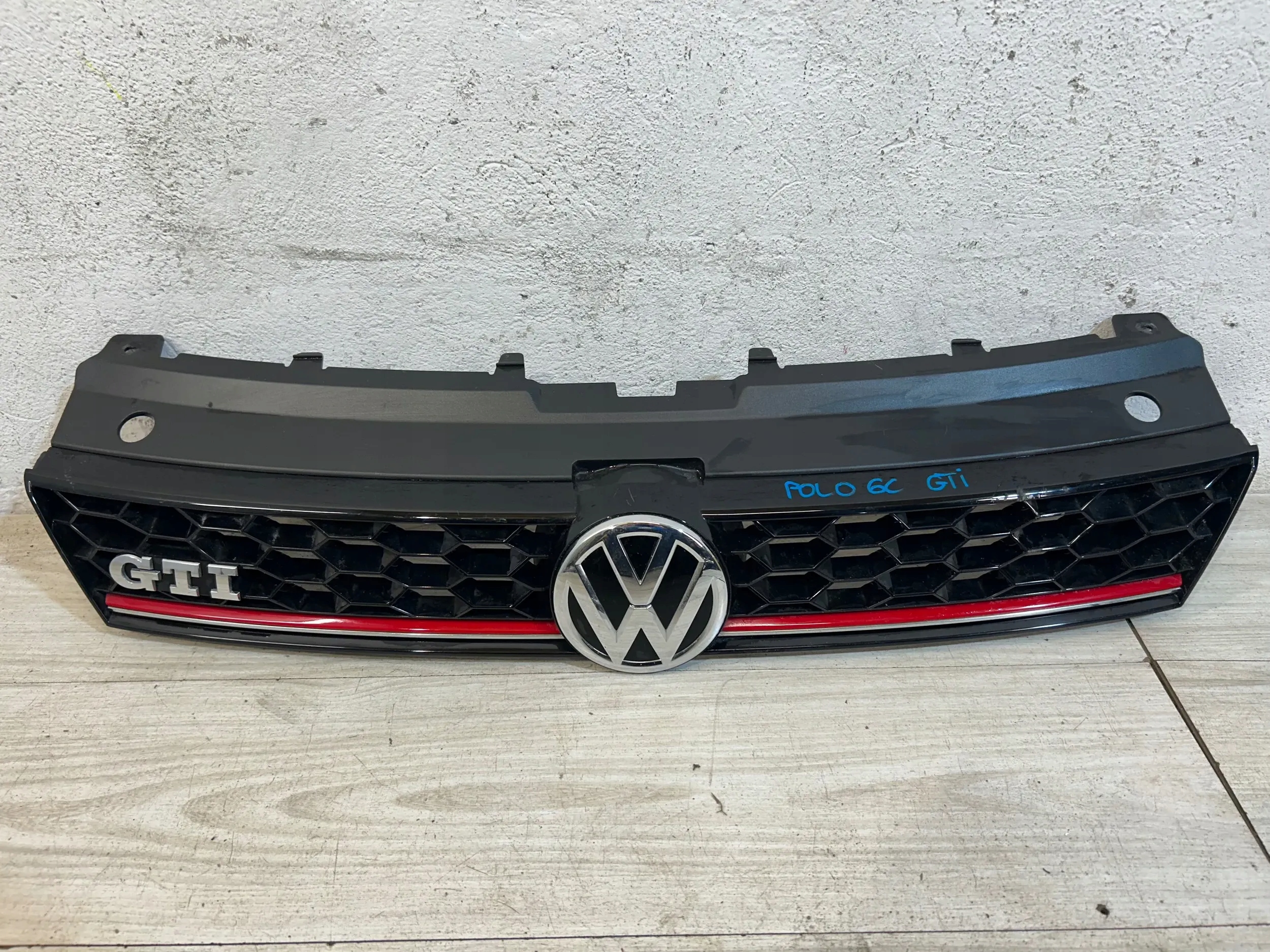 VW Polo 6C0 Kühlergrill FRONTGRILL Kühlergitter 6C0853653 - Thumbnail 1