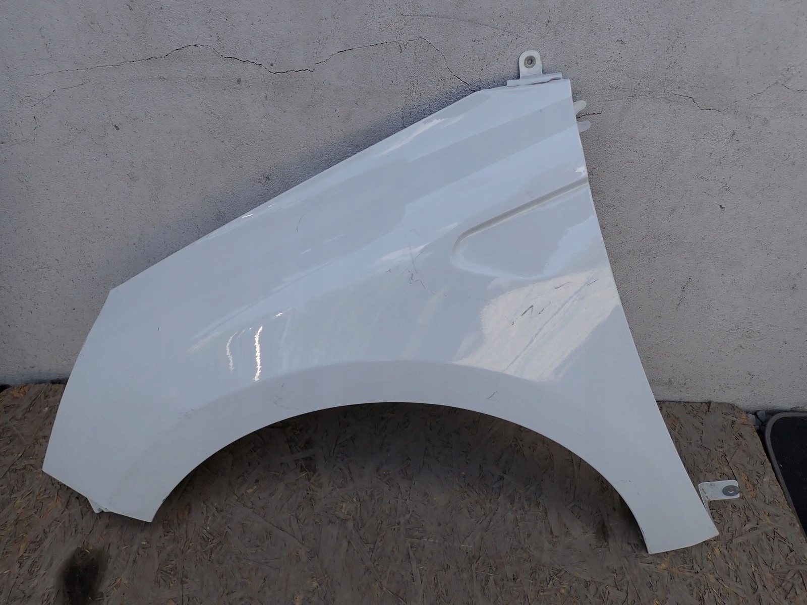 fender left front front RENAULT CLIO 5 V B7 2019- 631014021R