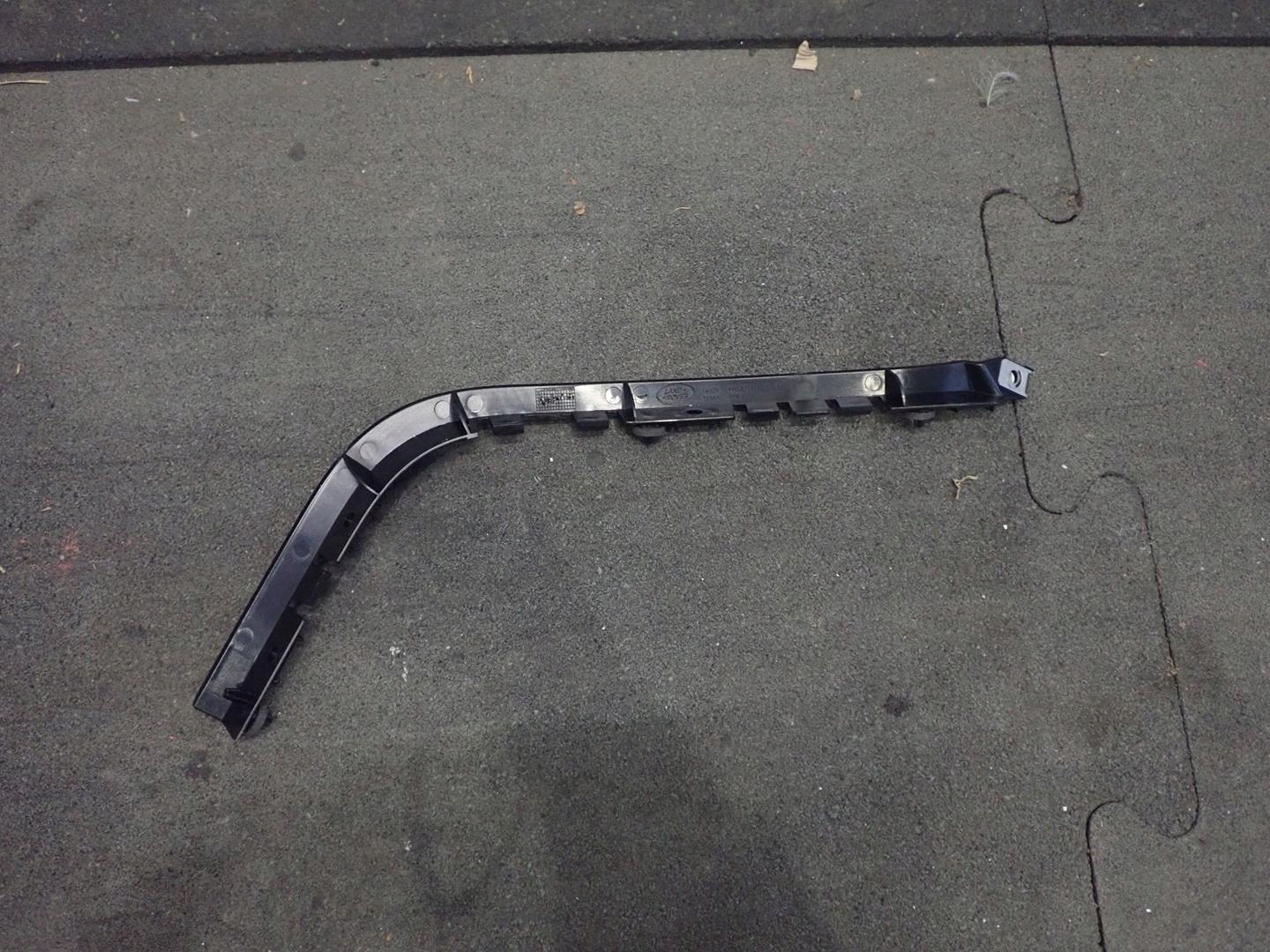 bumper bracket left rear part LAND ROVER DISCOVERY SPORT