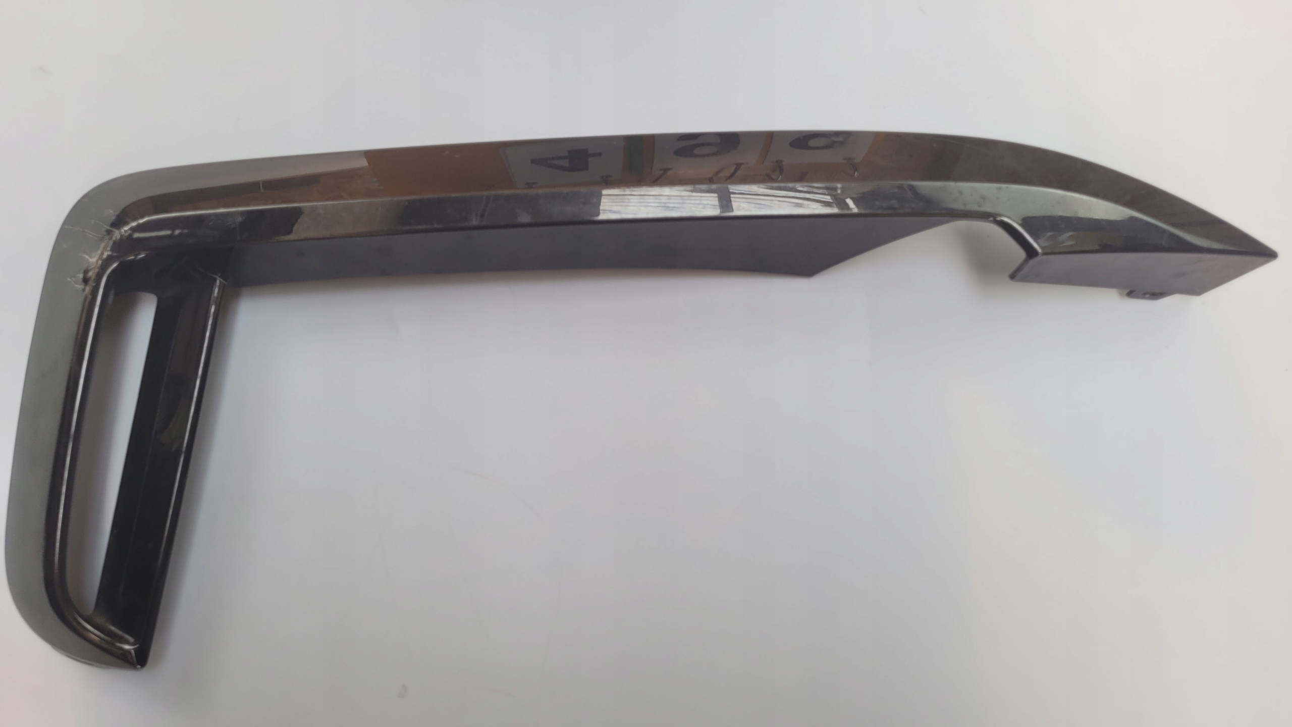 KAMEX-51118061120 - Молдинг боковой решетки П BMW 7 G11 G12 хром