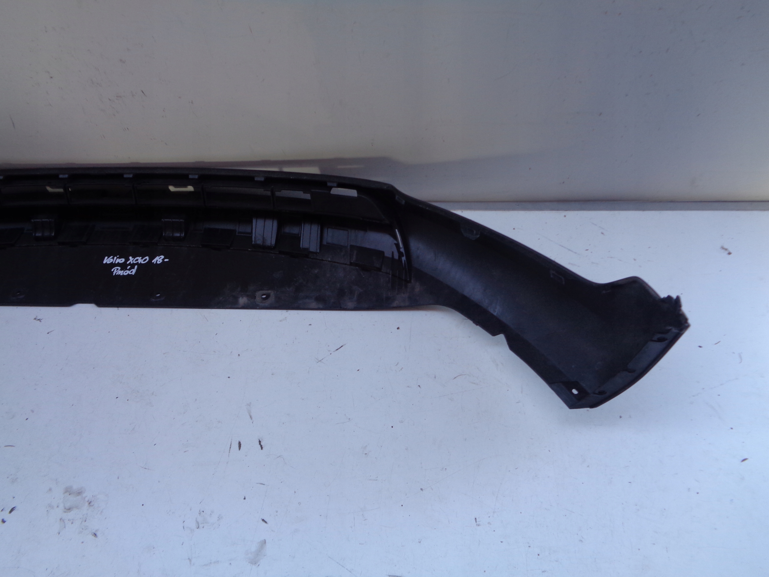 ACCESSORI PARAURTI ANTERIORE VOLVO XC40 18