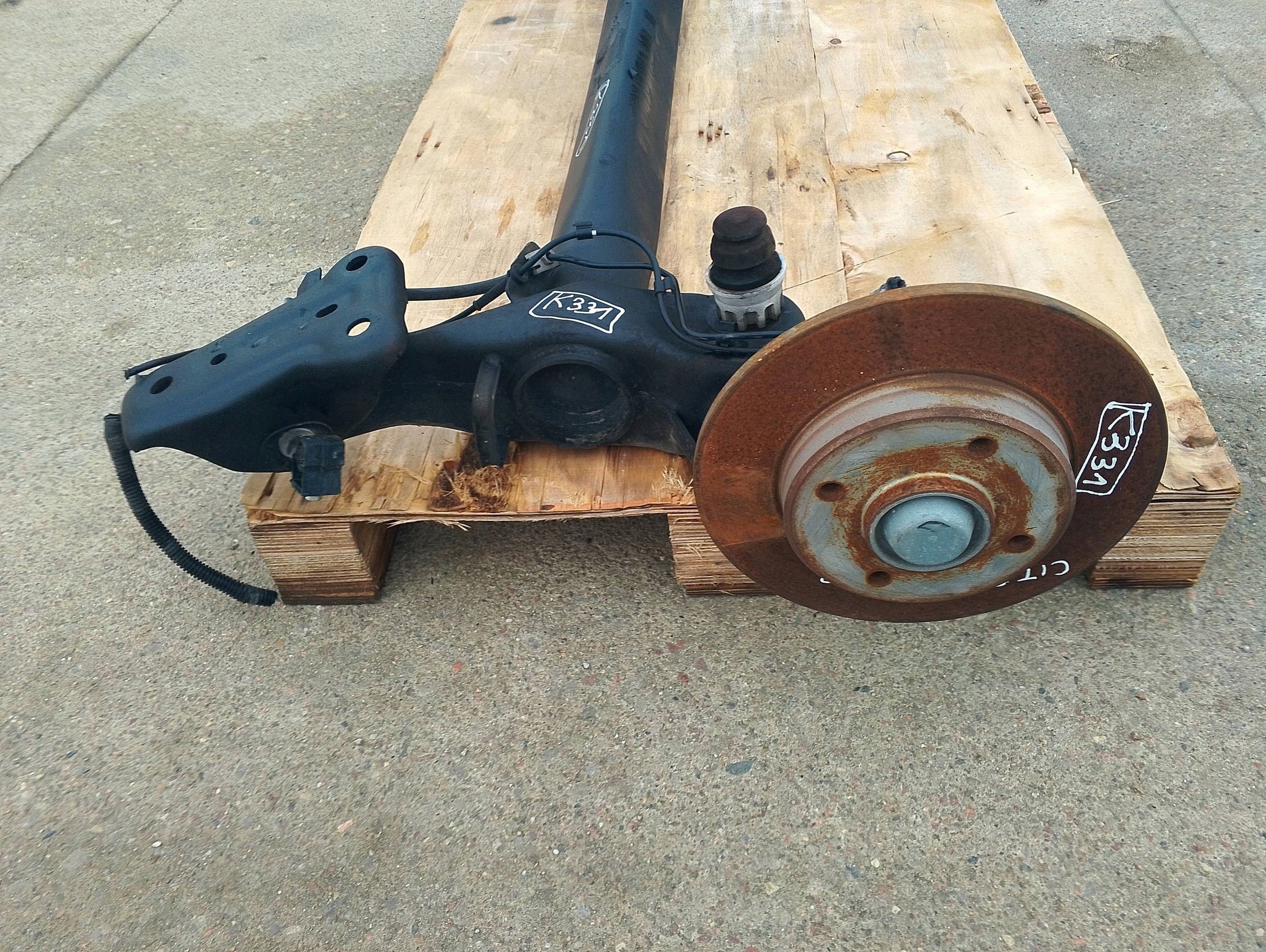 Citroen C3 DS3 träger osi hinten 3214602367 (K331)