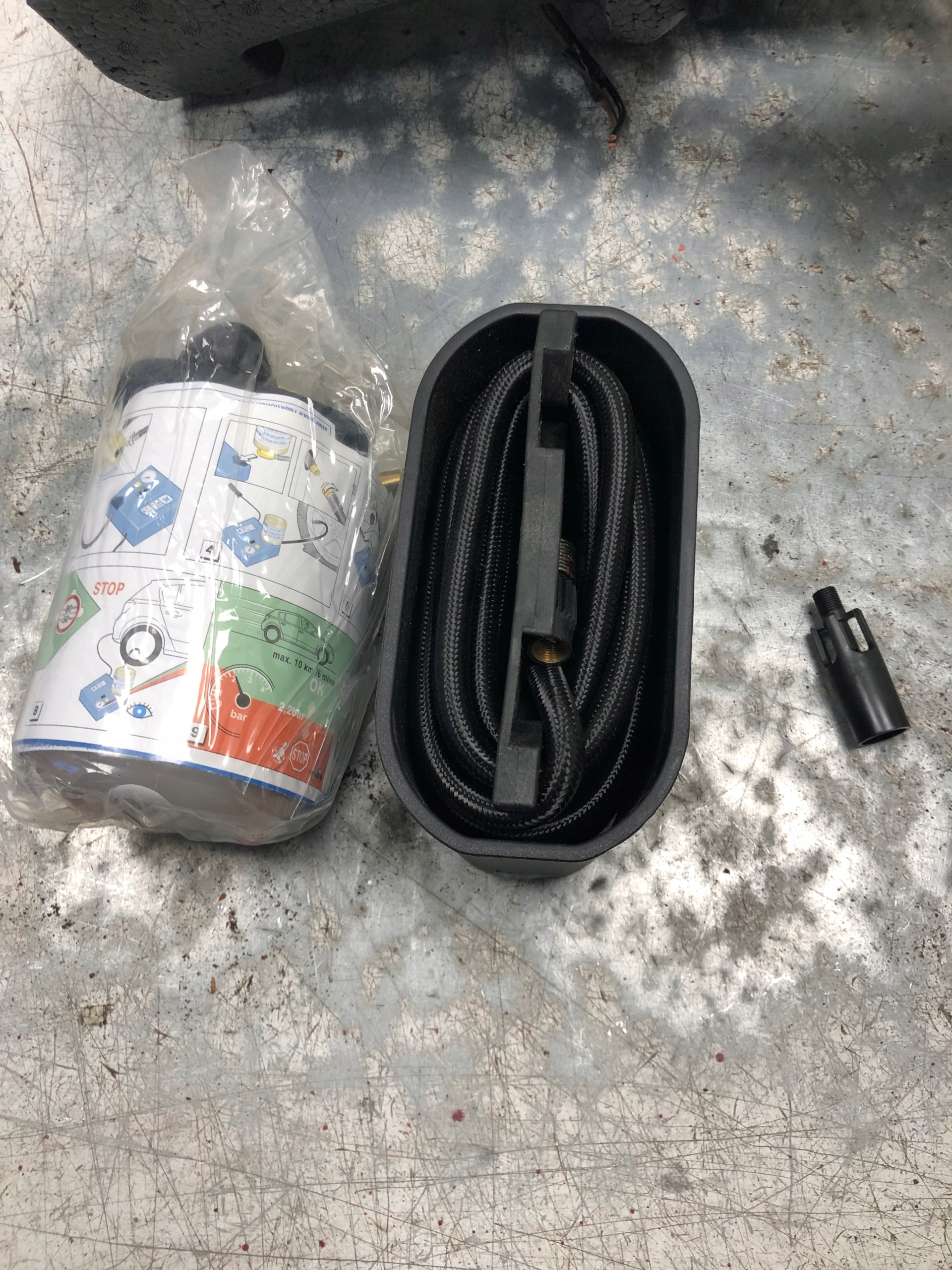 pumpa KLEJ Polystirén OPEL CORSA D 3D