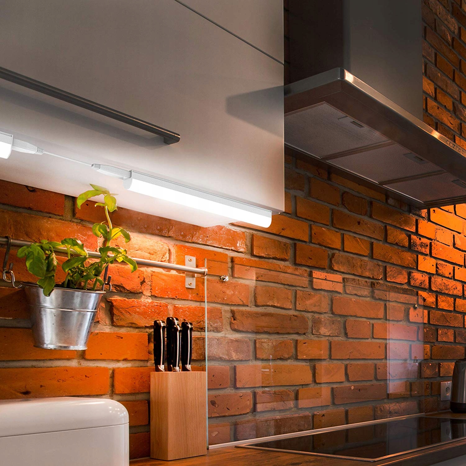 LAMPA PODSZAFKOWA - LED - 31 cm - BIAŁA - KUCHNIA Długość 31.3 m