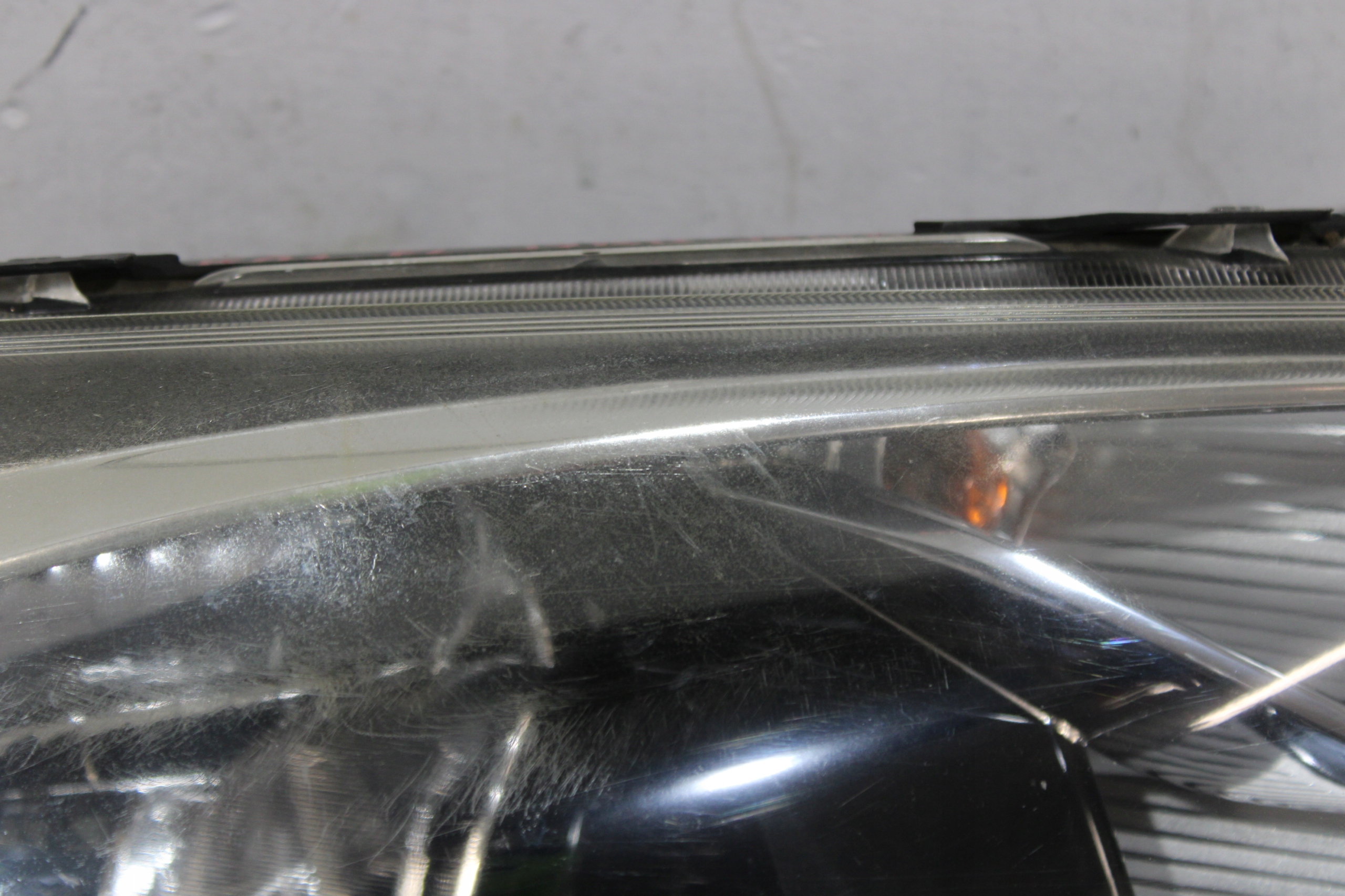 light right front front J7BB-13W029-BJ FORD KA+ KA + ACTIVE LIFT