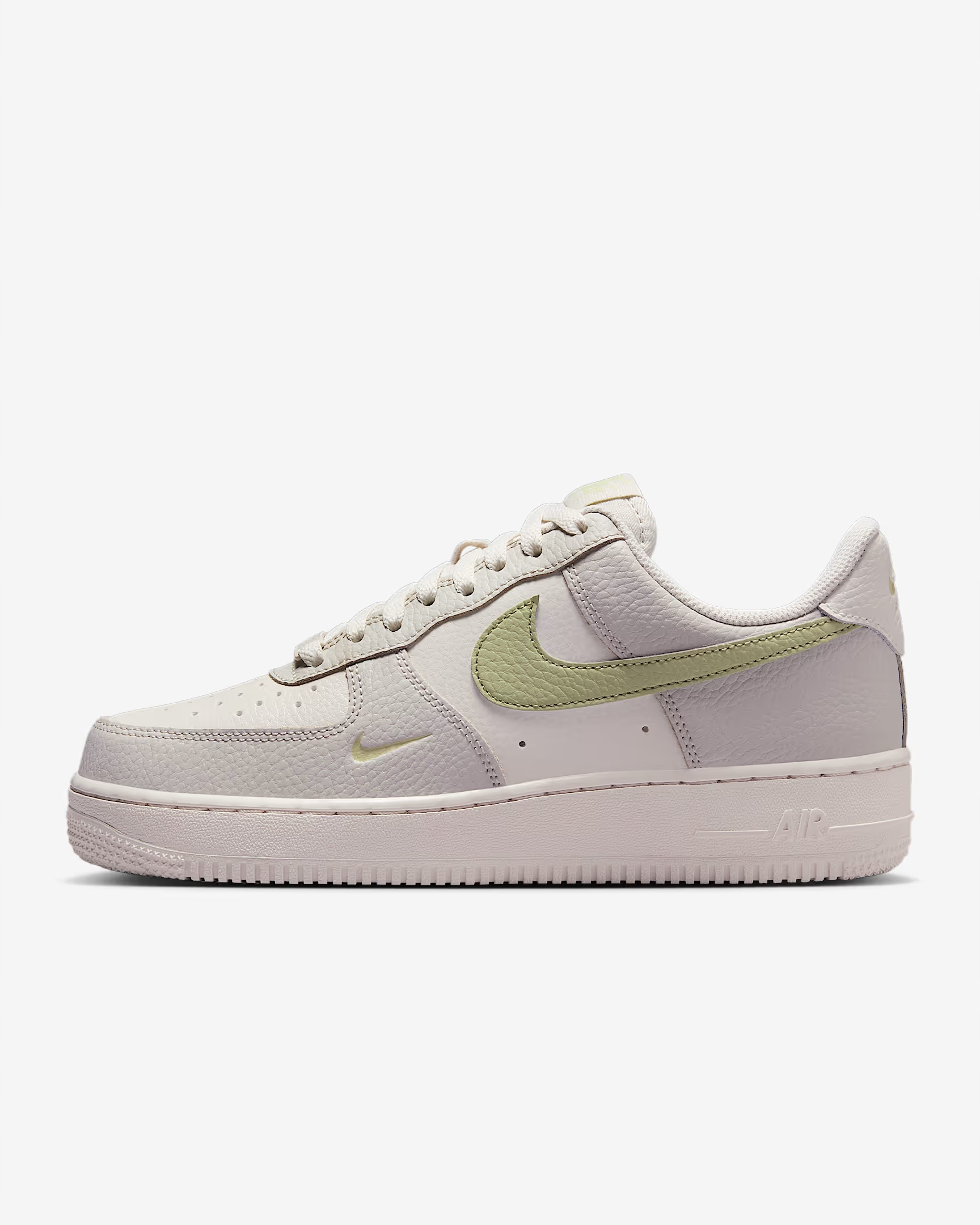 Dámské Sportovní Boty W Air Force 1'07 IB3881 001 vel 40