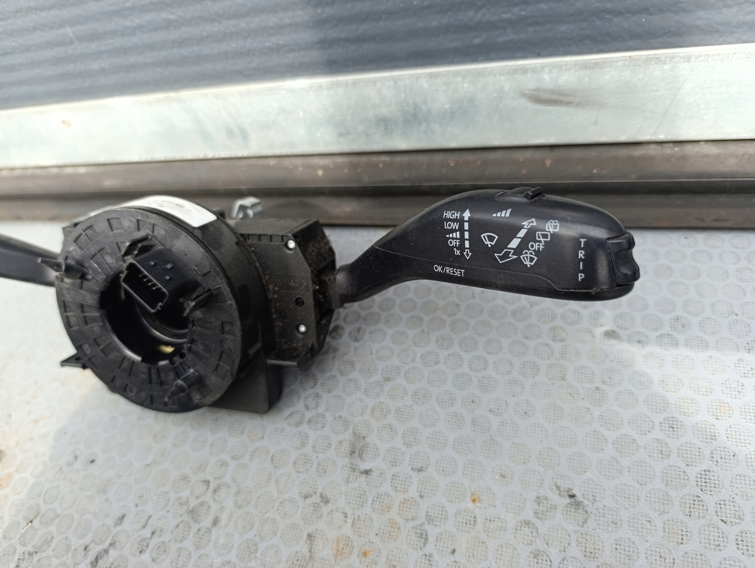 VW T5 control switch Z OBSLUGA of the dial 6Q2953503FD