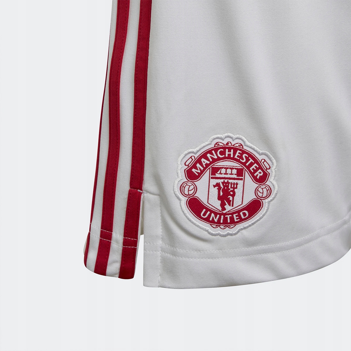 Spodenki adidas Manchester United FM4270 - 152 Rozmiar 152