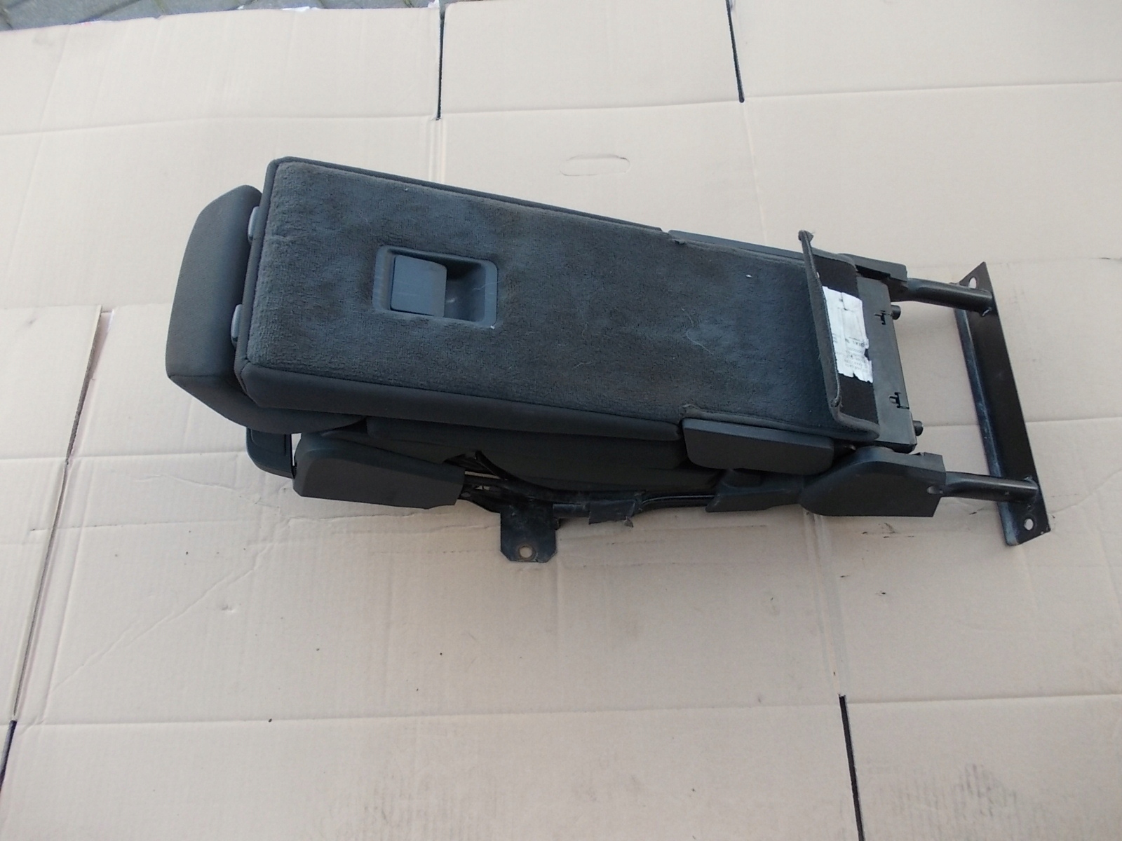 подлокотник задний opel SIGNUM