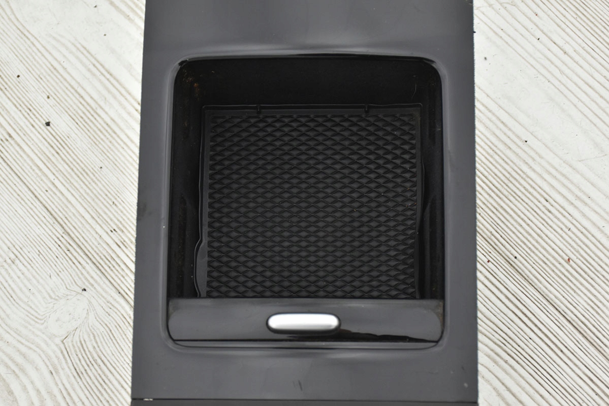 TUNEL mitte PANEL * BENTLEY CONTINENTAL GT 3W0832249 3W8858337