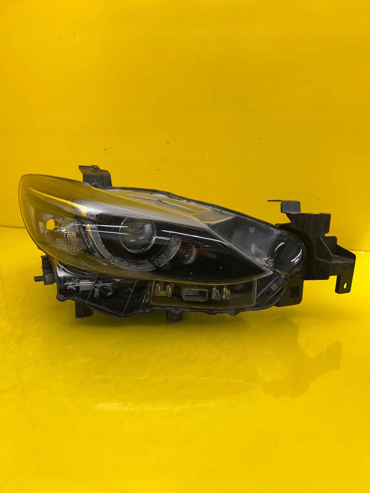 light right front Mazda 6 GJ Lift 15-18 Full Led