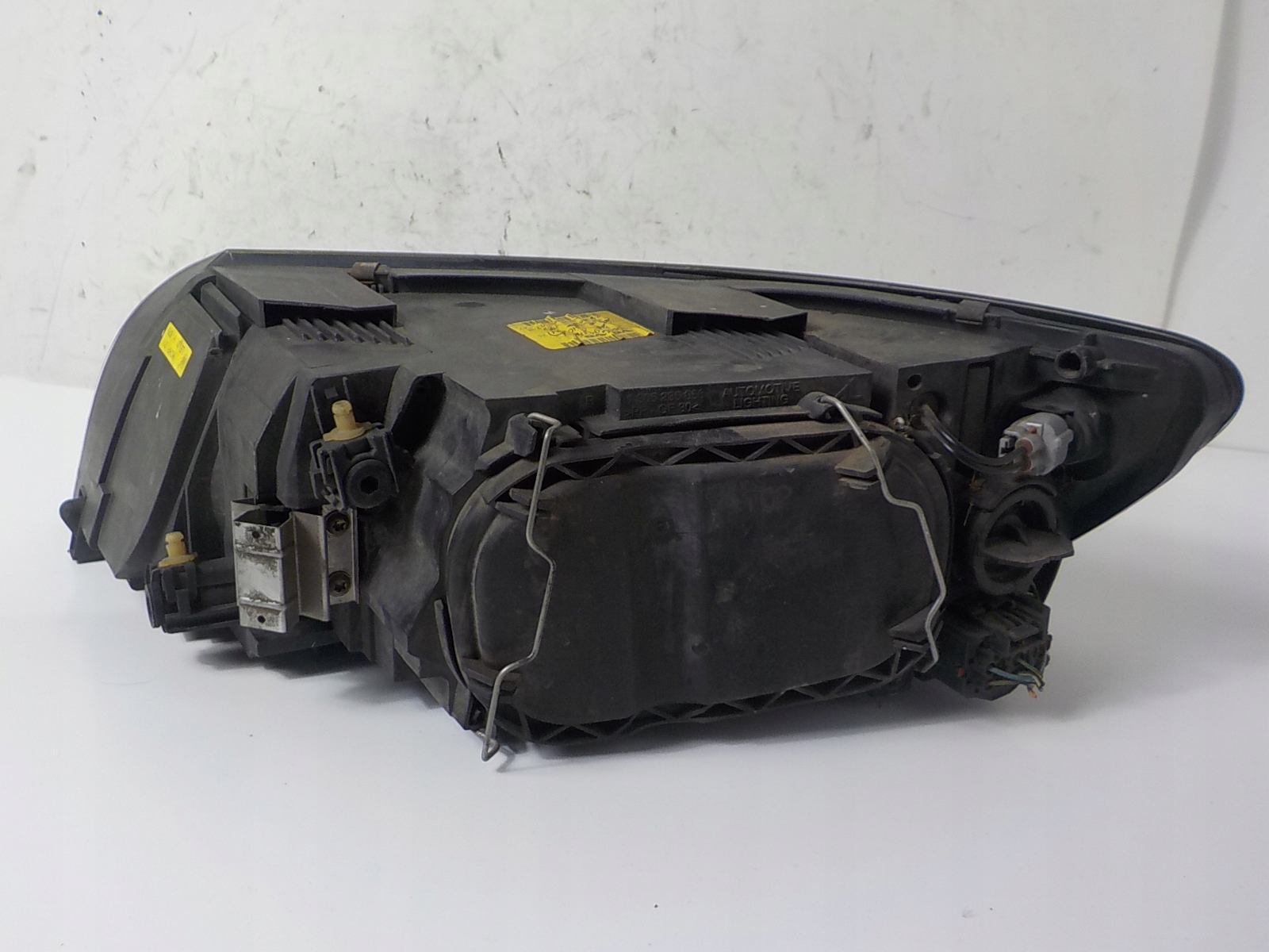 VOLVO S40 II V50 light right front front UK