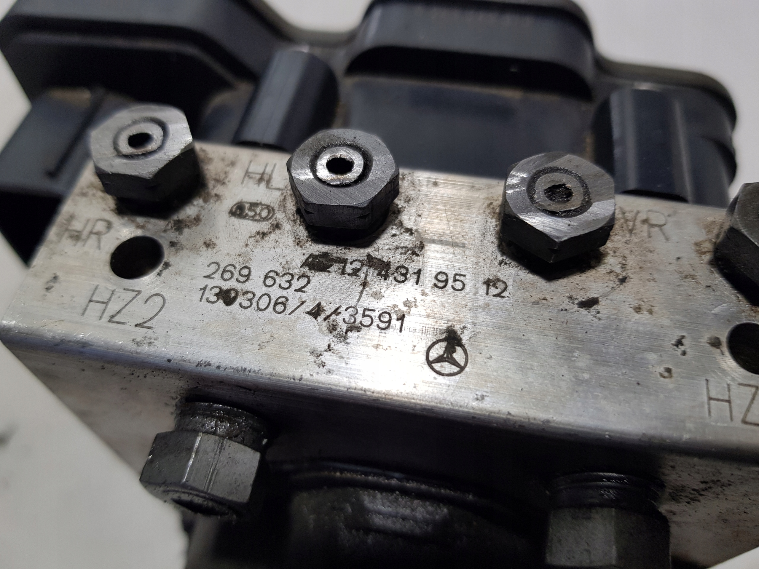 Pompa ABS MERCEDES W212 W207 2124319512