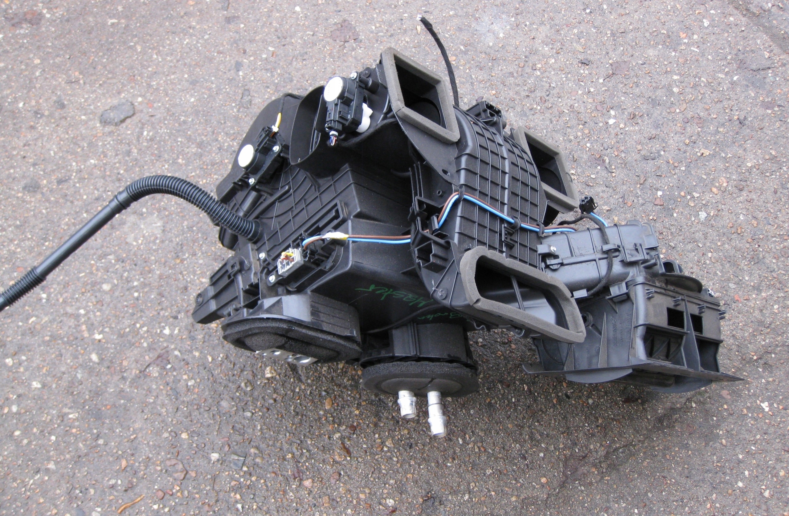 RENAULT MASTER III LIFT IV ohřívač obal 272702687R