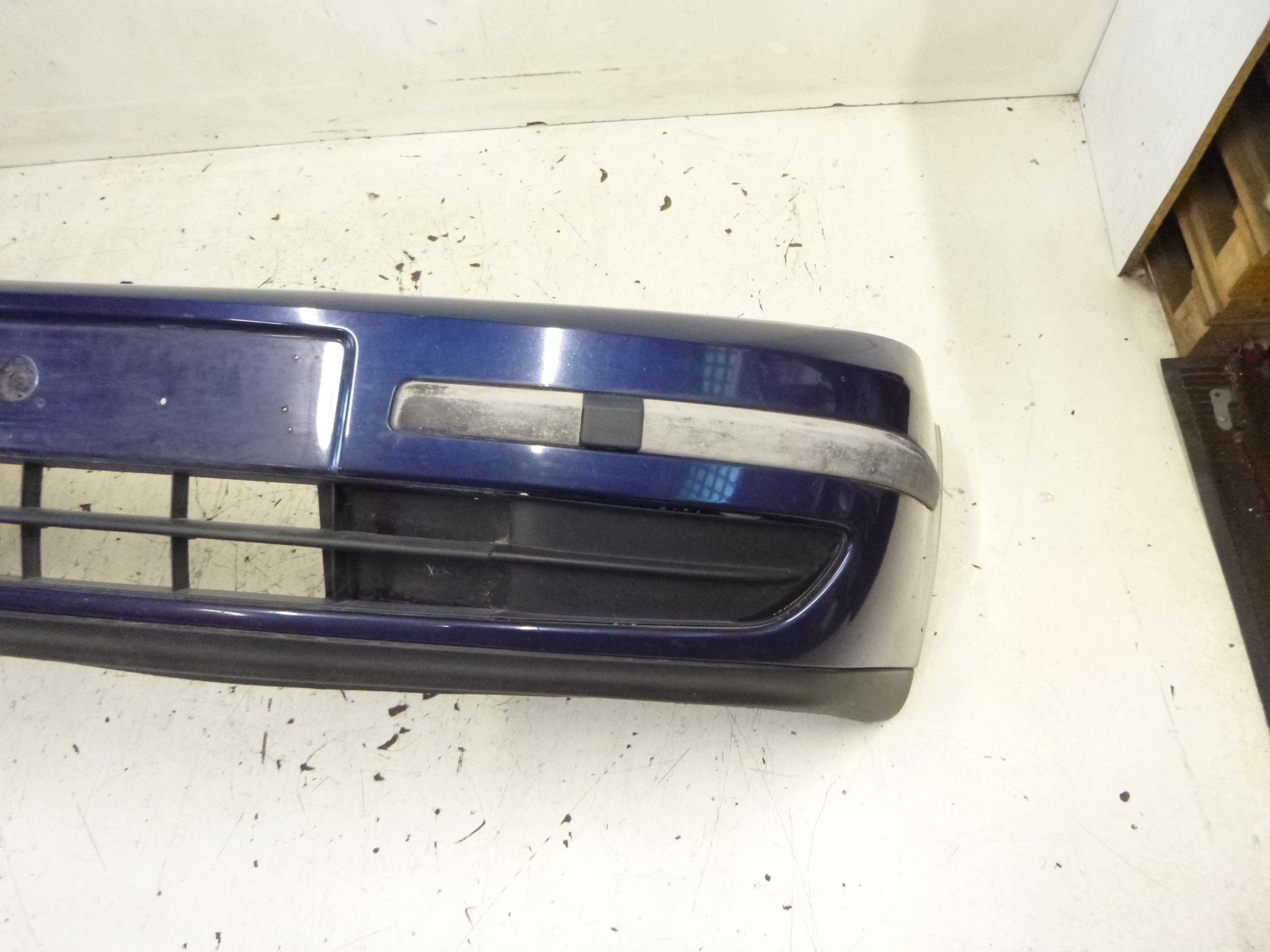 front bumper front Renault Laguna II 2004 TED44 8200009697 2004r.