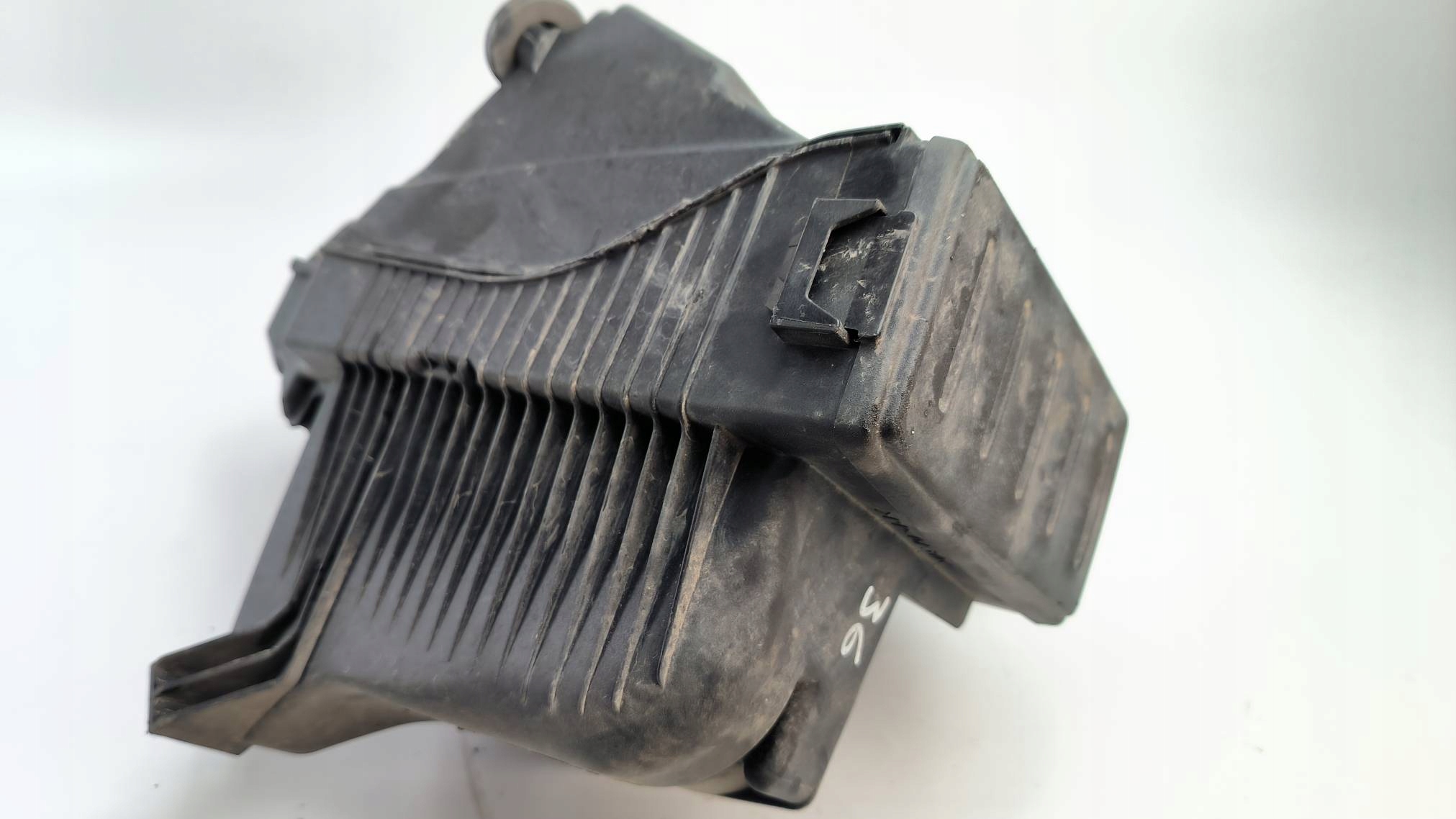 Gehäuse filter luft 16500BJ90A NISSAN NV 200