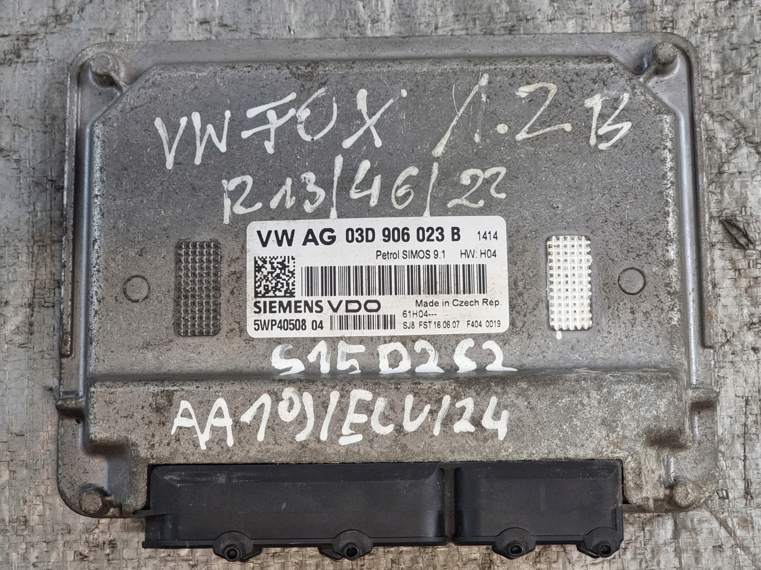 control unit computer of the engine OE 03D906023B VW FOX 1.2B 07r