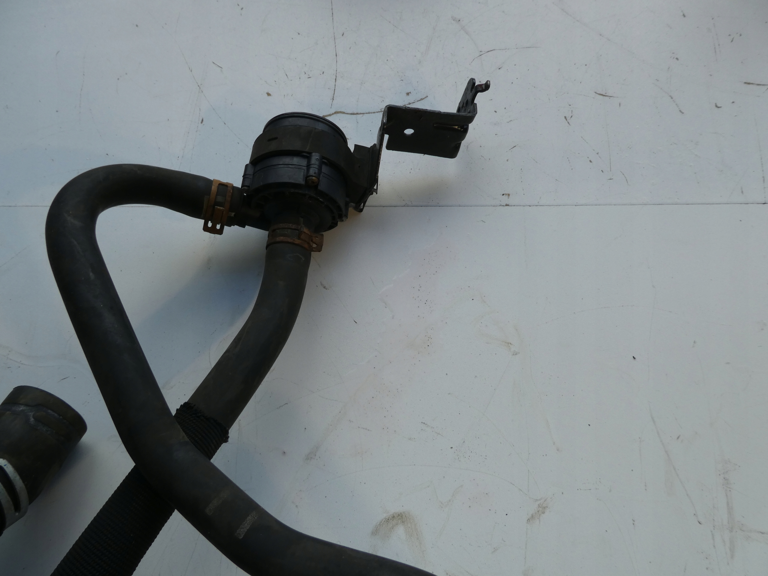 RENAULT MASTER pumpa prijenos prirubnica vode