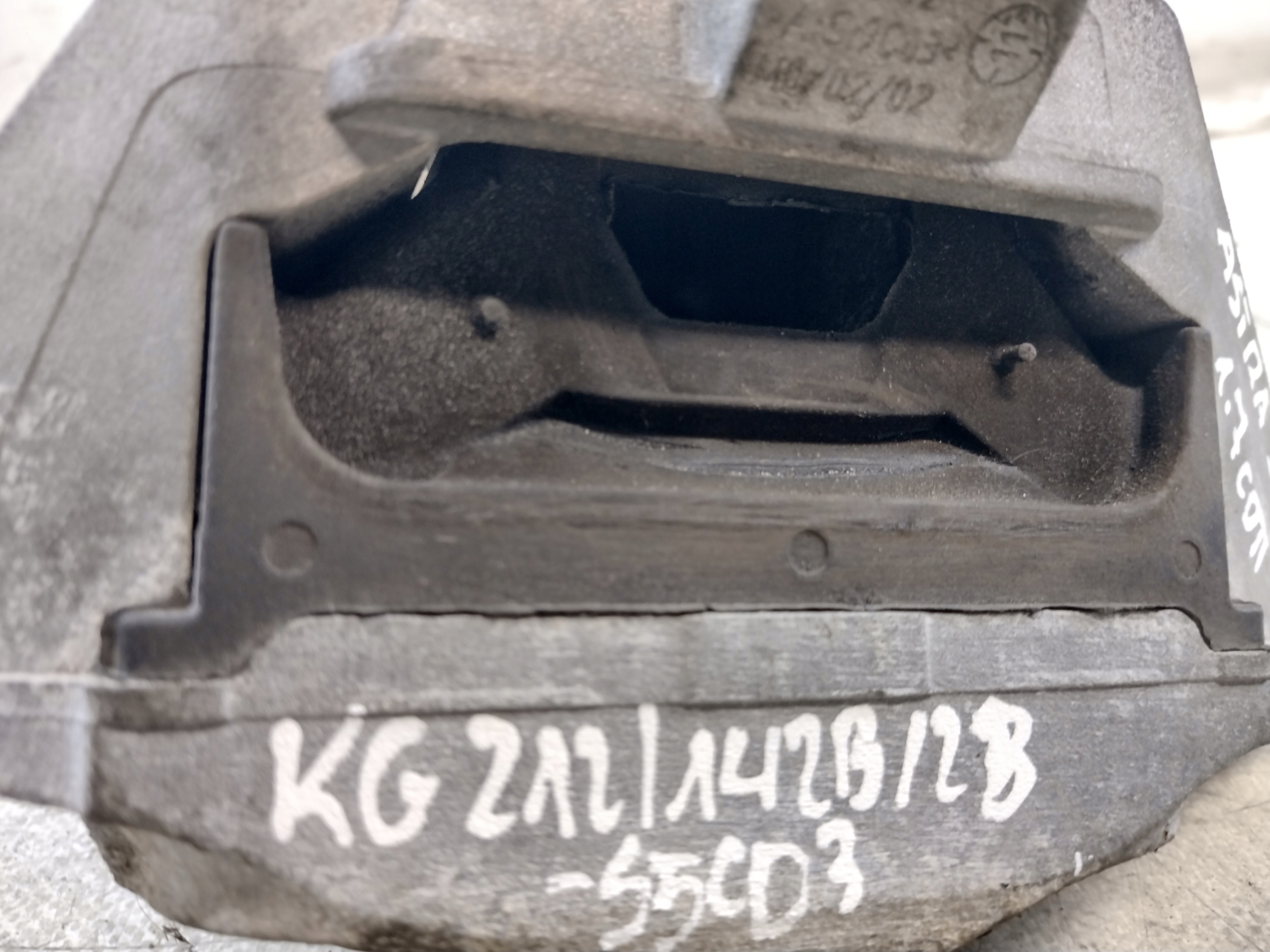 holder engine mount Opel Astra J 1,7CDTI OE 13248546