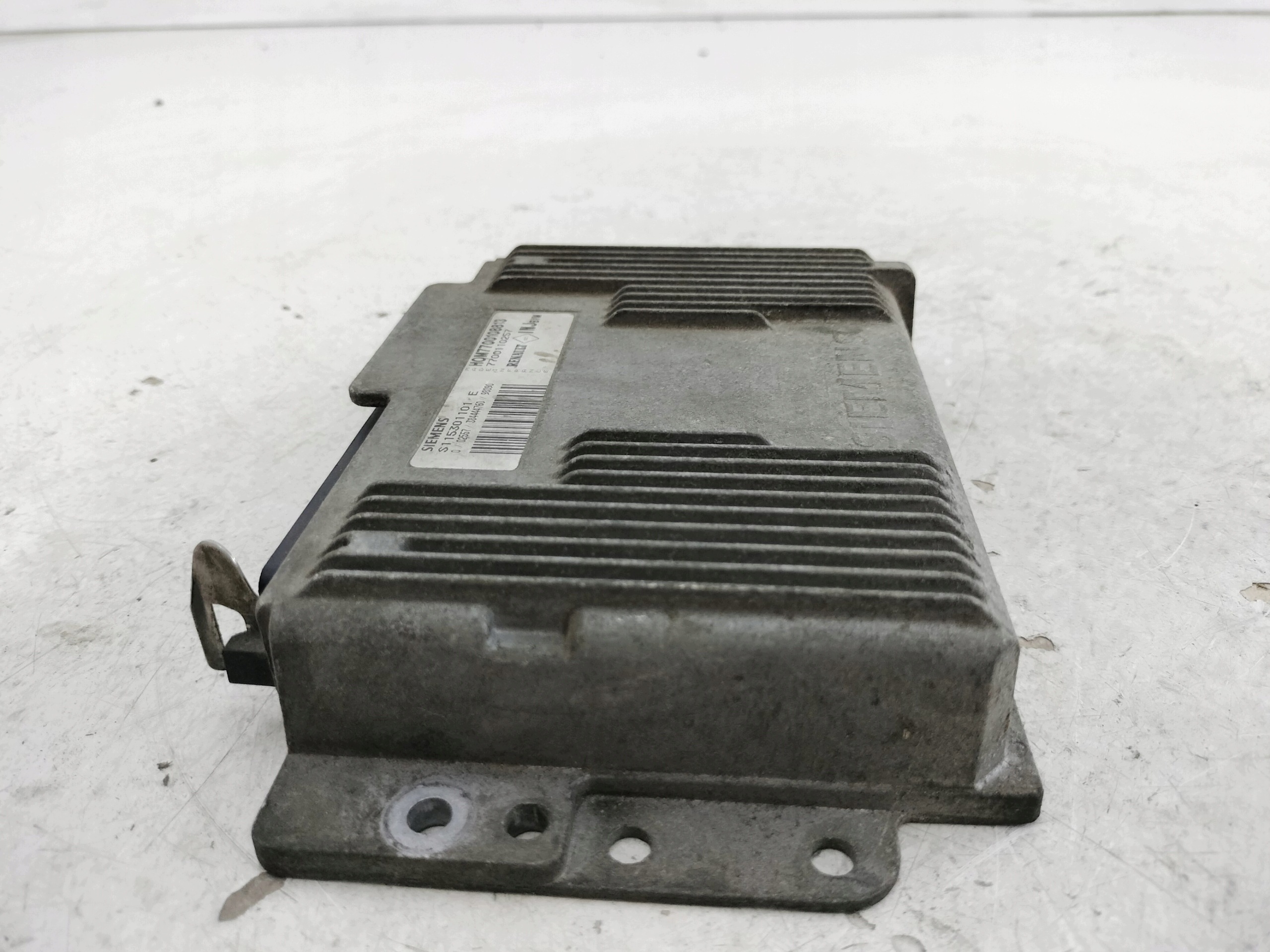 control unit of the engine KANGOO 1.4 S115301101E