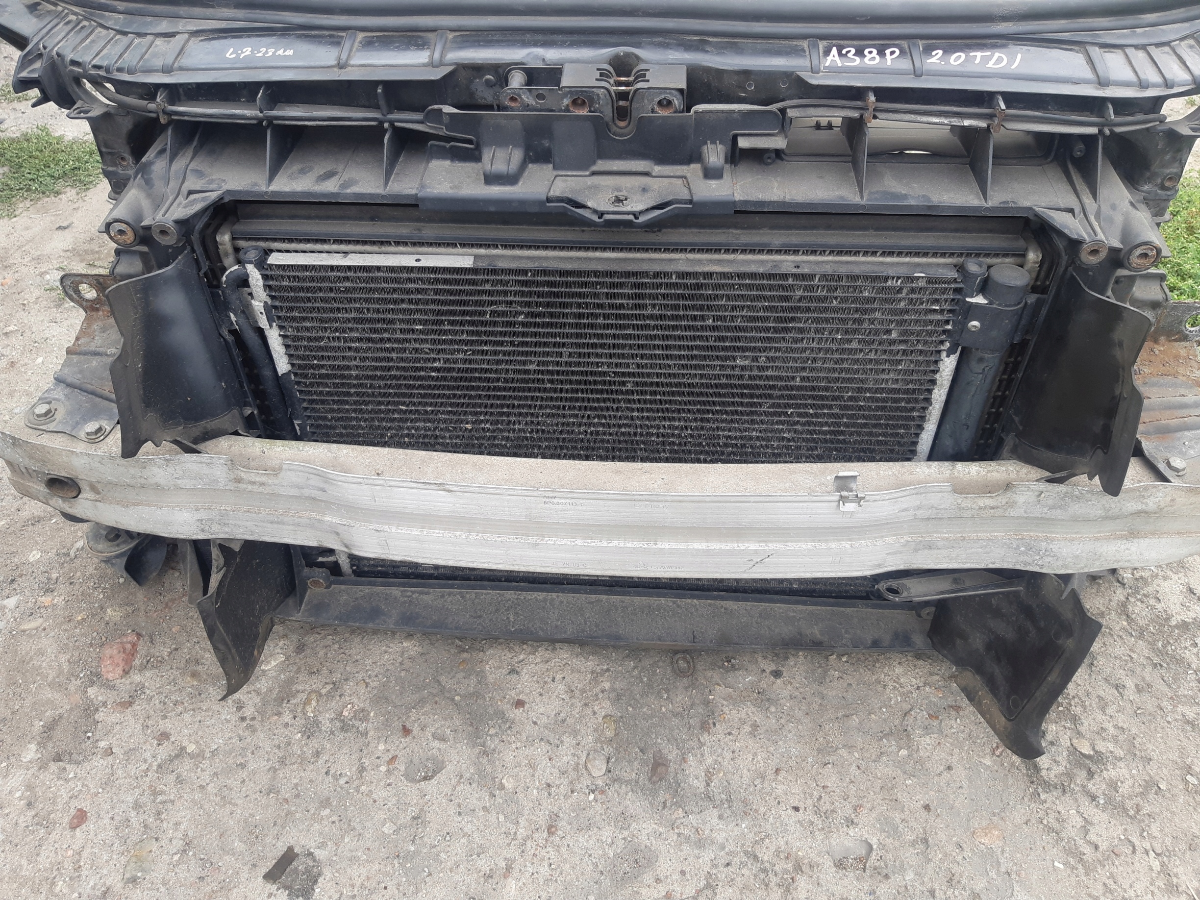 AUDI A3 8P LIFT 2.0 TDI support panel for radiators fans radiator