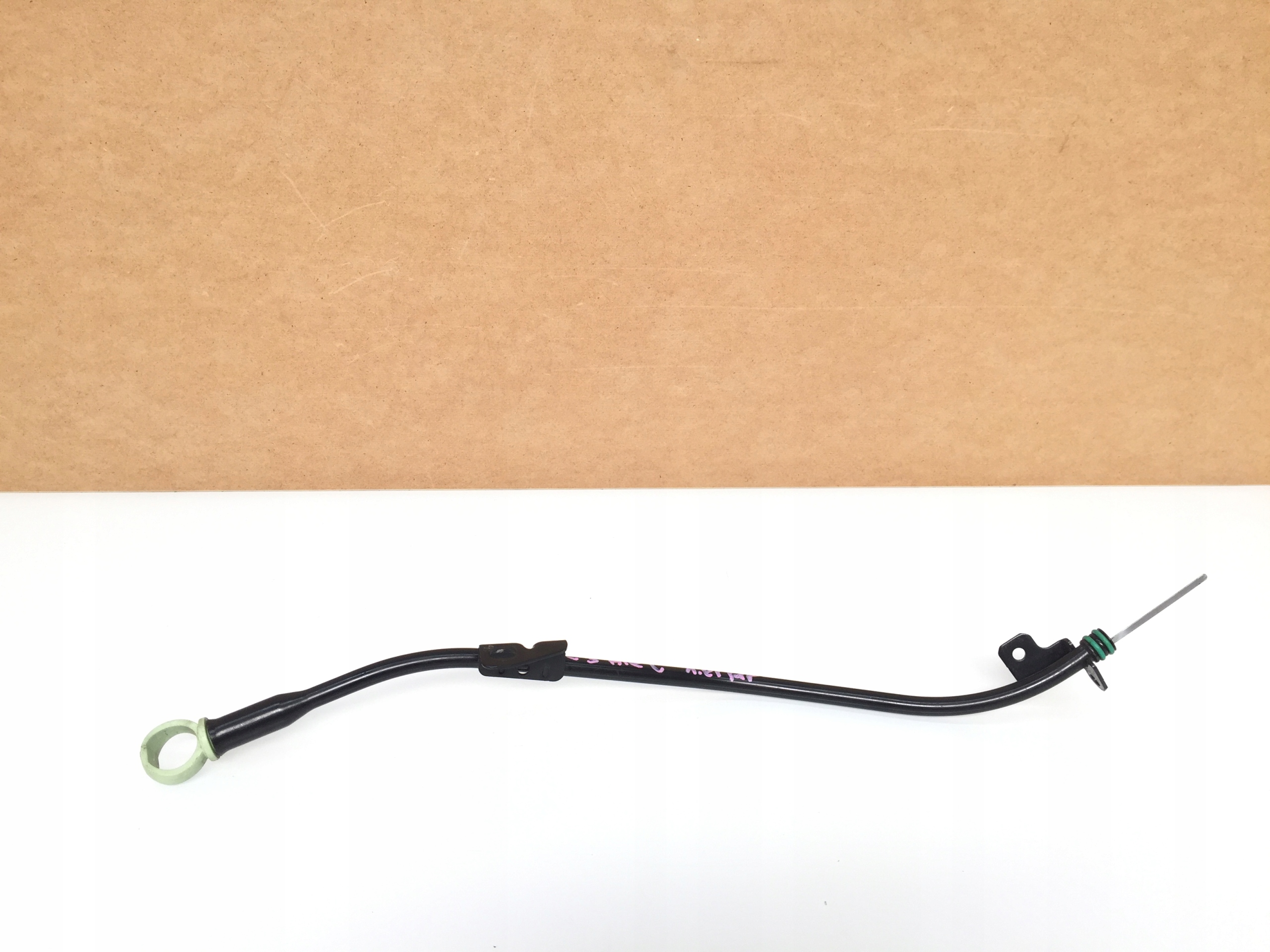 9815748380 - C3 AIRCROSS 1.2 масляний щуп