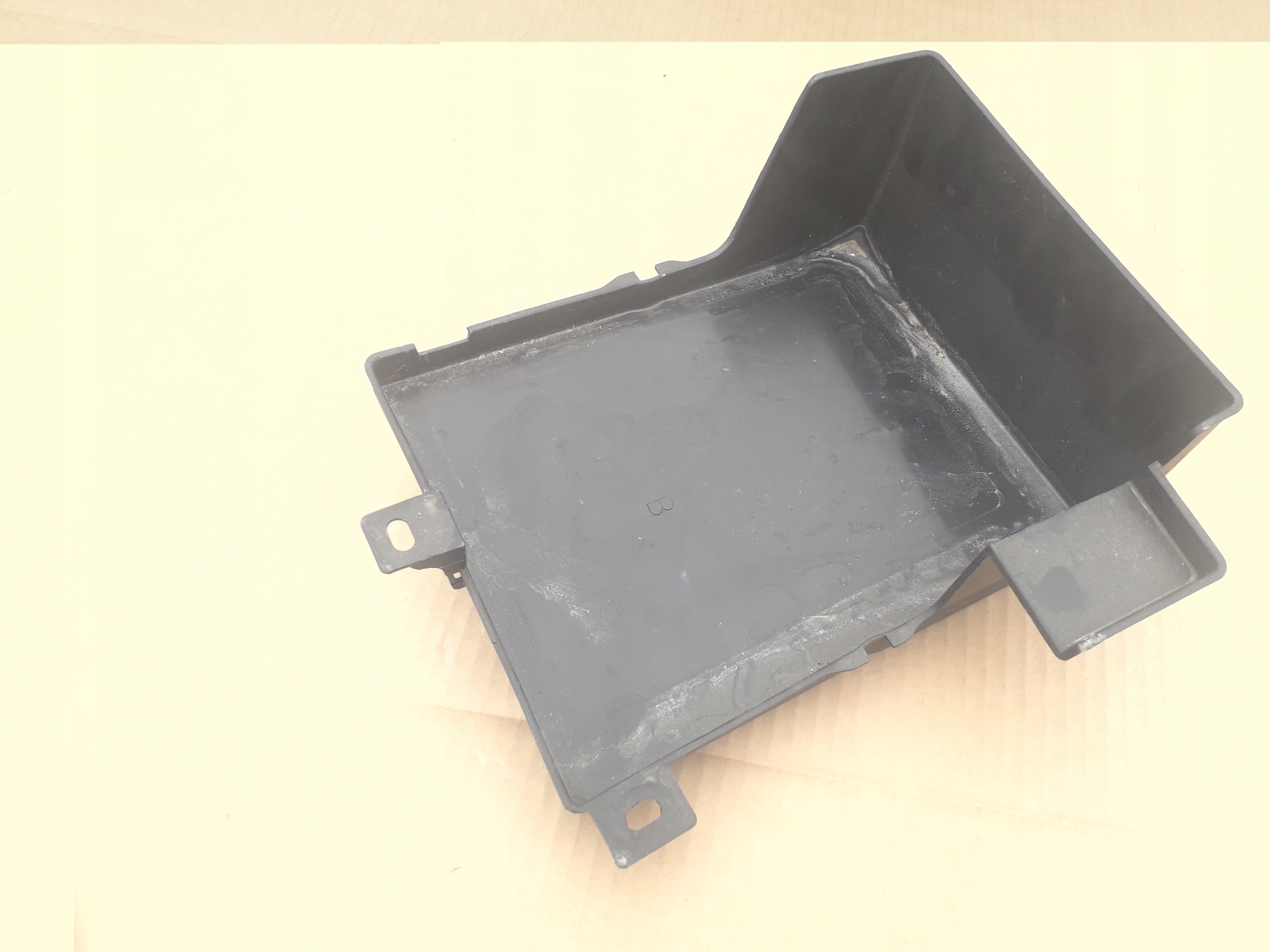 ПІДСТАВКА ПІД АКУМУЛЯТОР MITSUBISHI ASX 20-