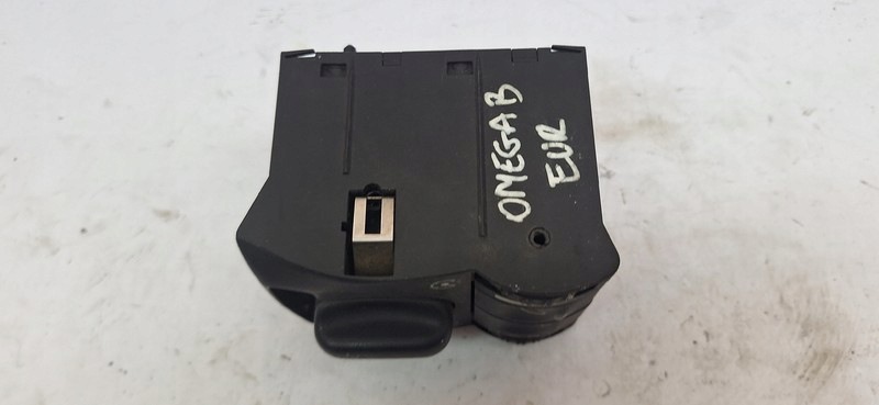 interruttore luci OPEL OMEGA B 90460591