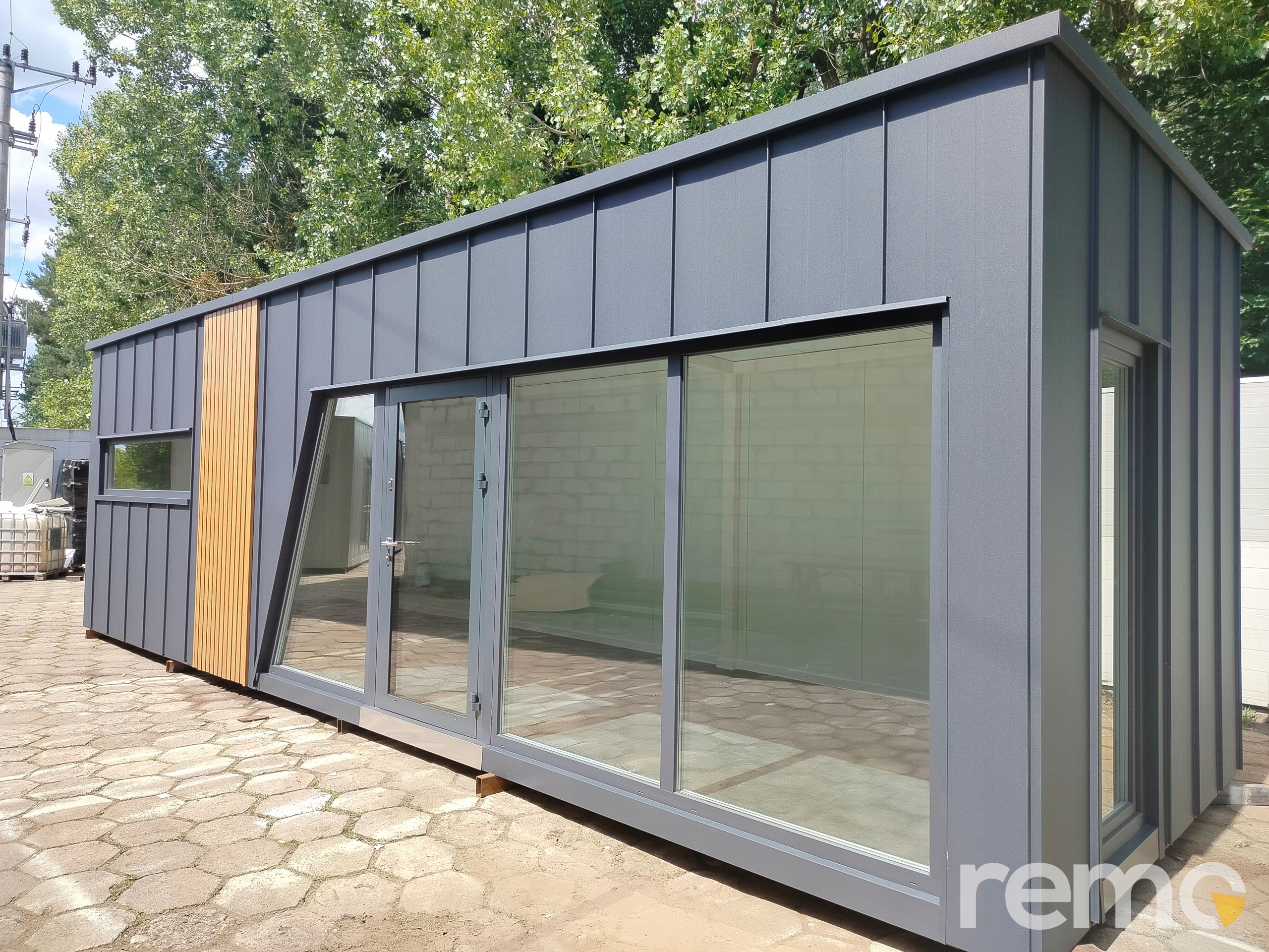 Pawilon biurowo - usługowy 30m2 Wysokość 2.75 m