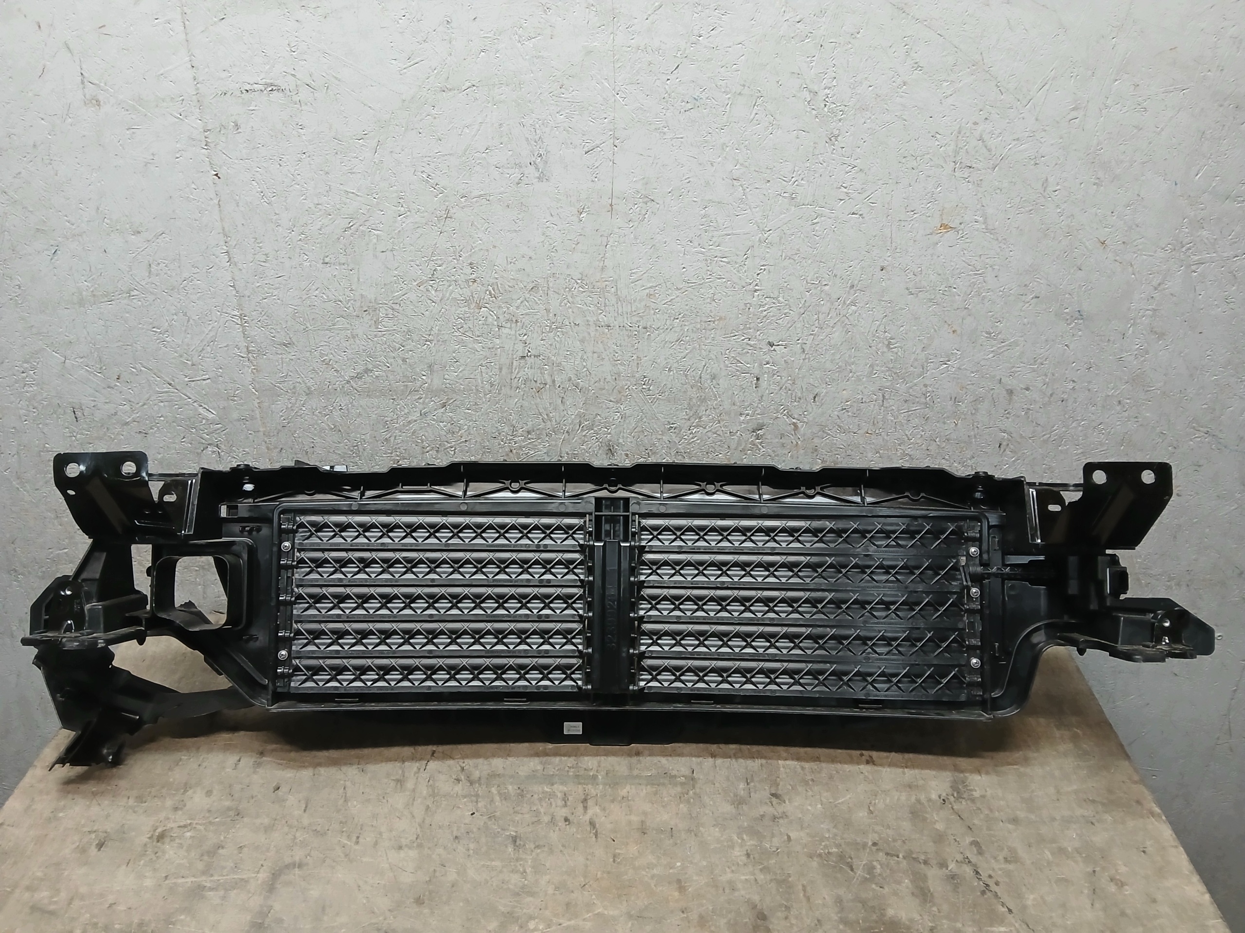 support panel for radiators blinds air line air VOLVO XC60 XC-60 II 2 32399254