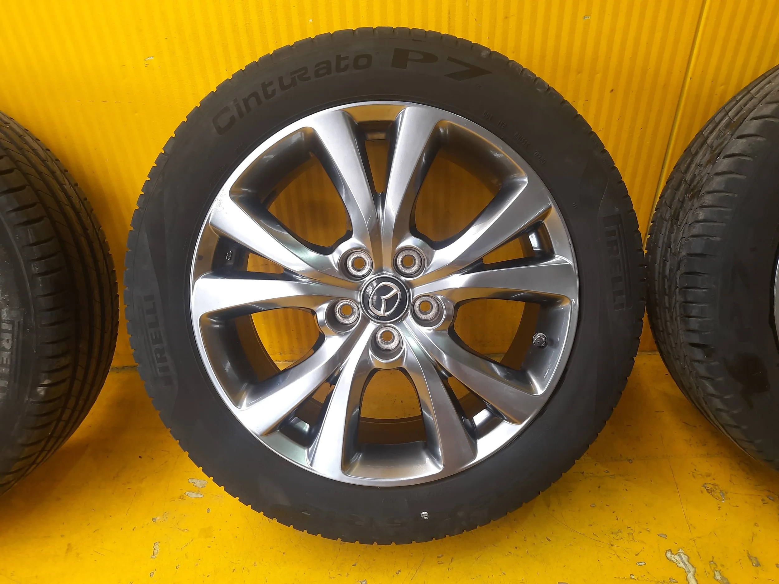 Mazda CX-3 CX-30 KOMPLET OPON Z ALUFELGAMI Marka opon Pirelli