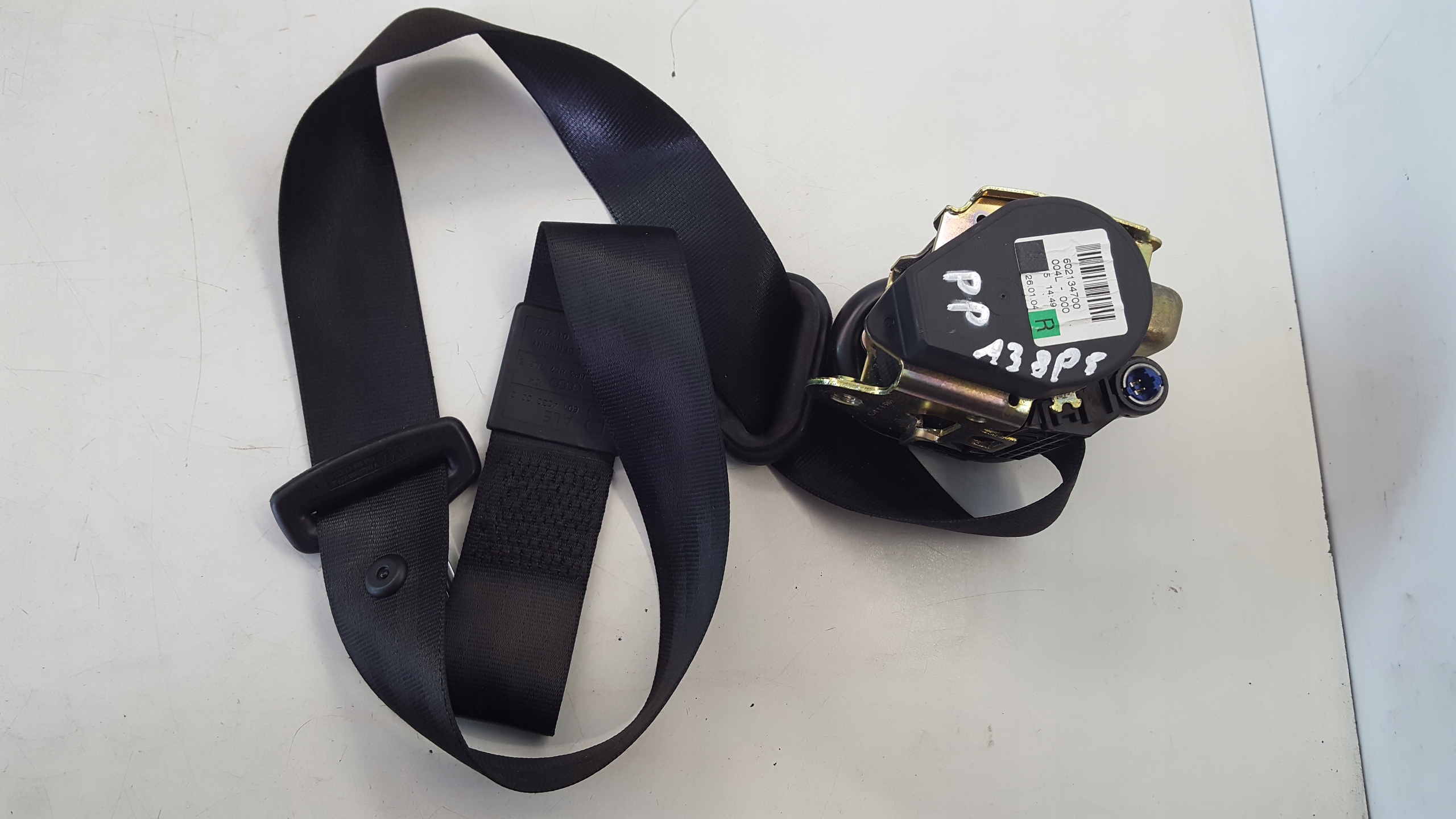 dashboard console airbags tension belts sensor kpl Audi A3 8P