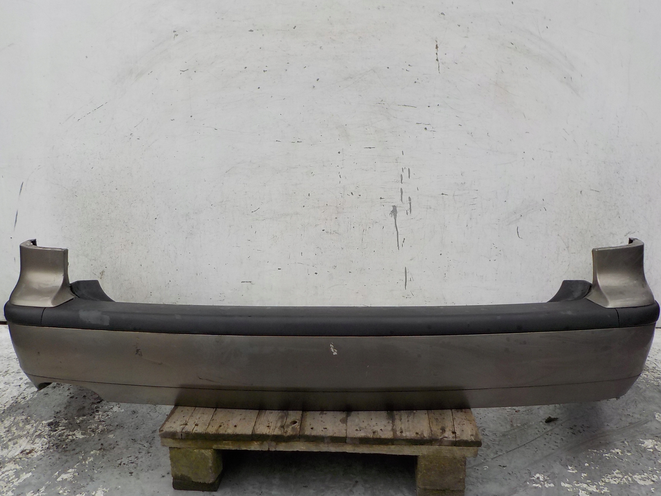 411 SAAB 9-5 e KOMBI AERO Paraurti posteriore posteriore
