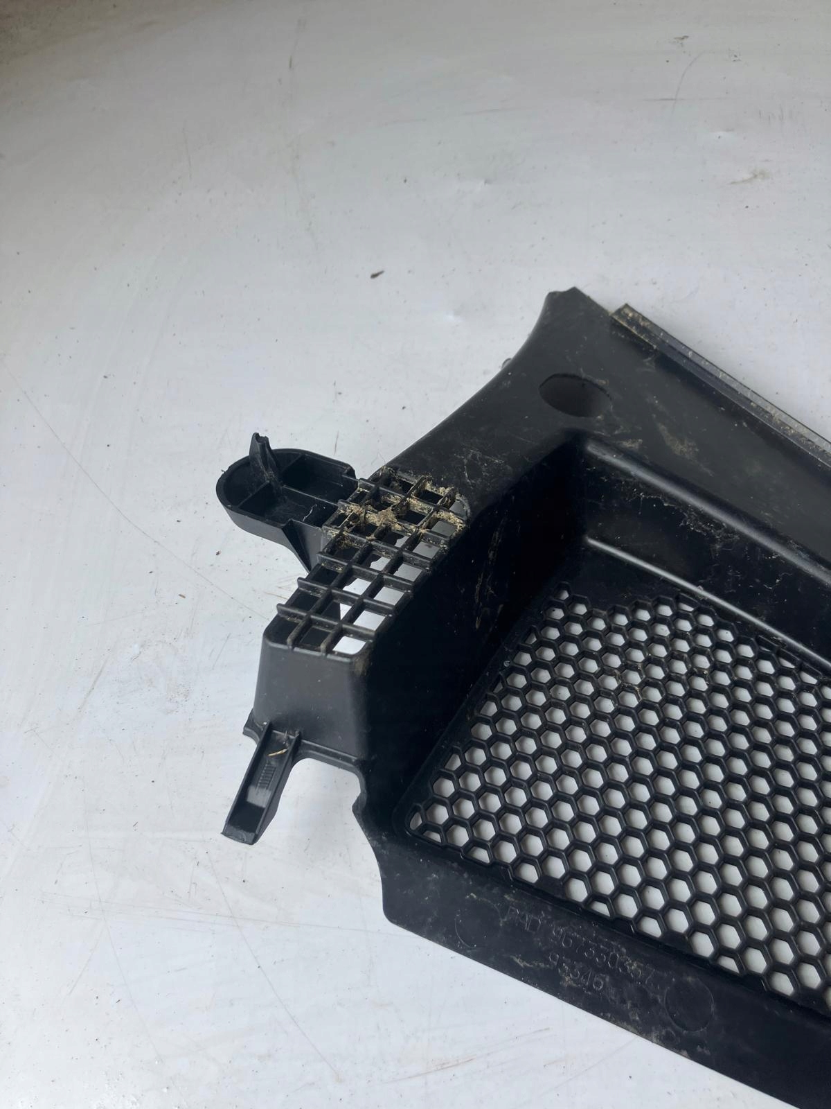 torpedo upper left PEUGEOT 208 9673302777