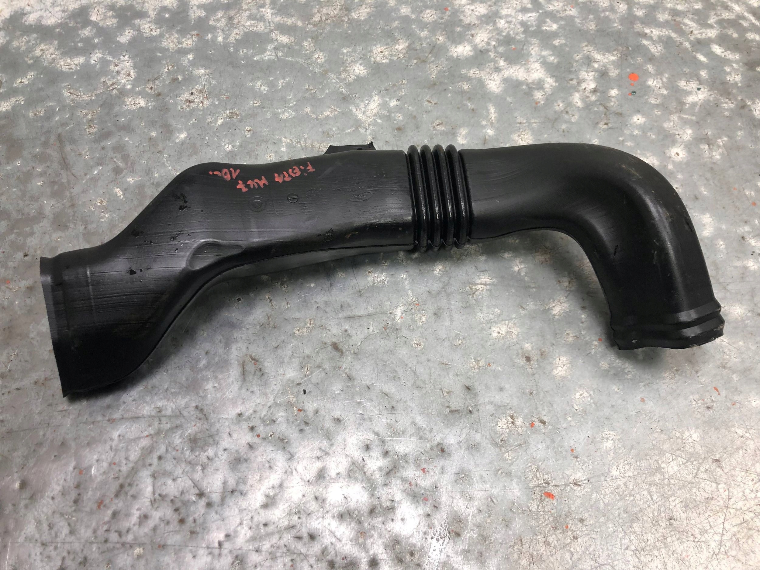 pipe air hose FORD FIESTA MK7 8A61-A018W19-AD