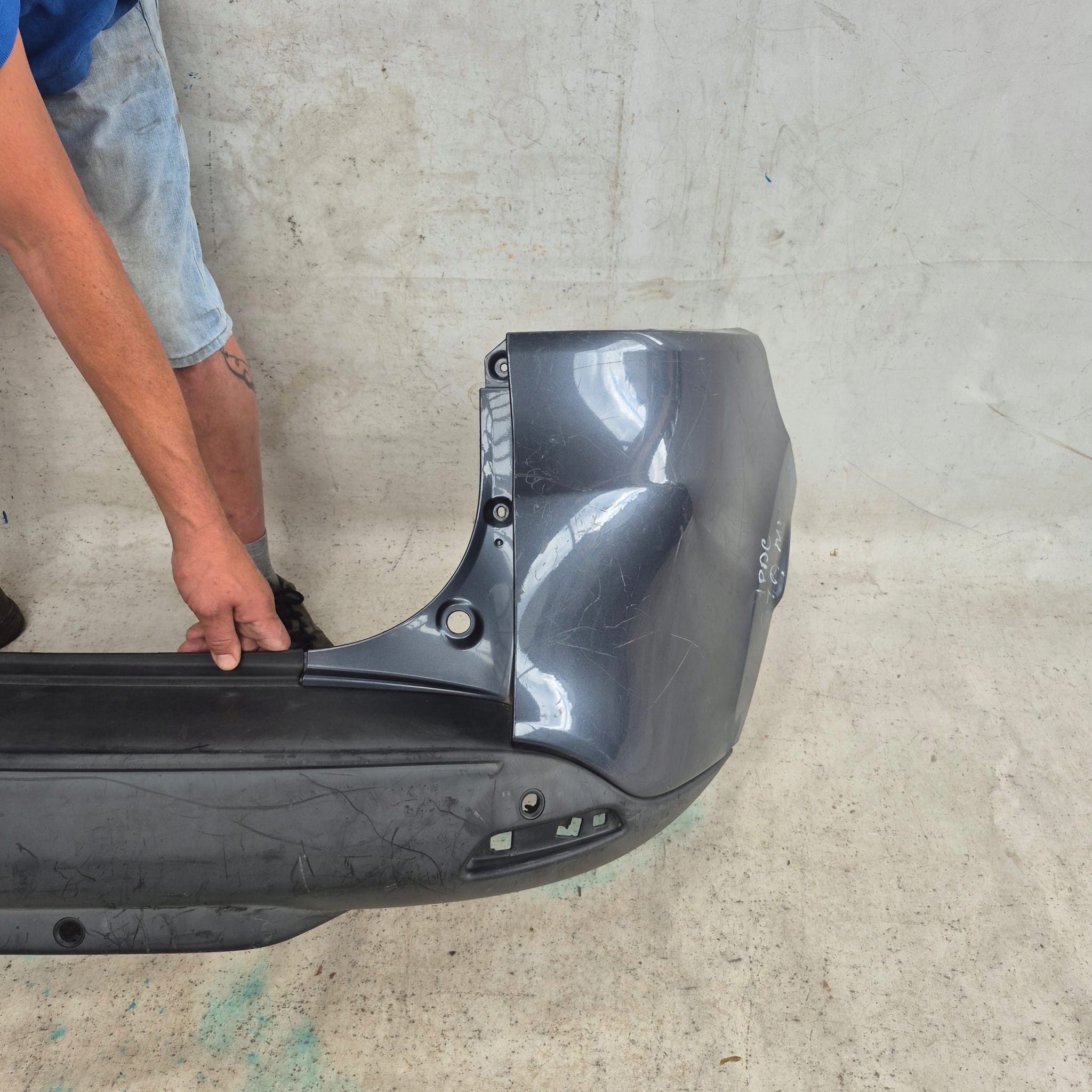 RENAULT CLIO IV KOMBI 12- bumper rear part rear 4PDC
