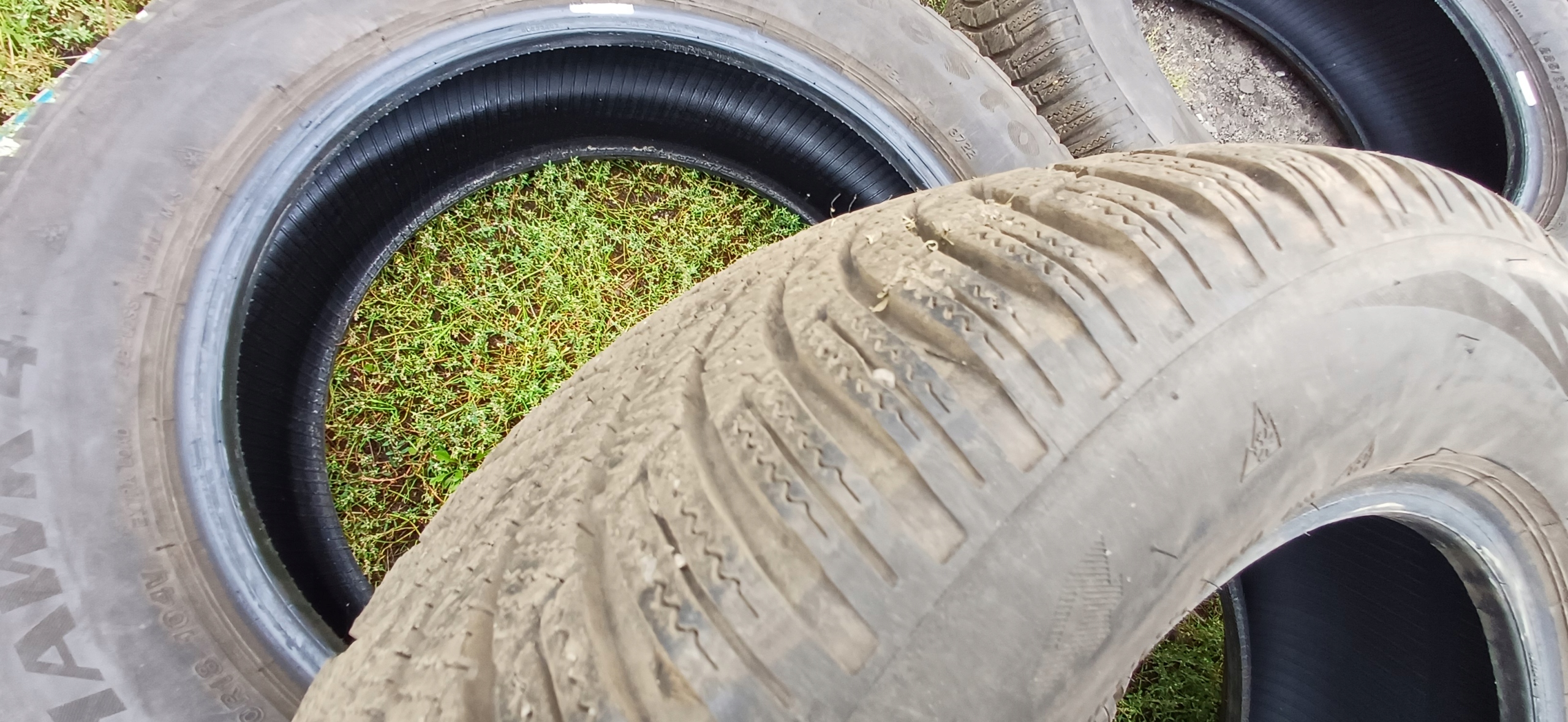 FIRESTONE WINTERHAWK 4 225/60R18 22R tyres winter