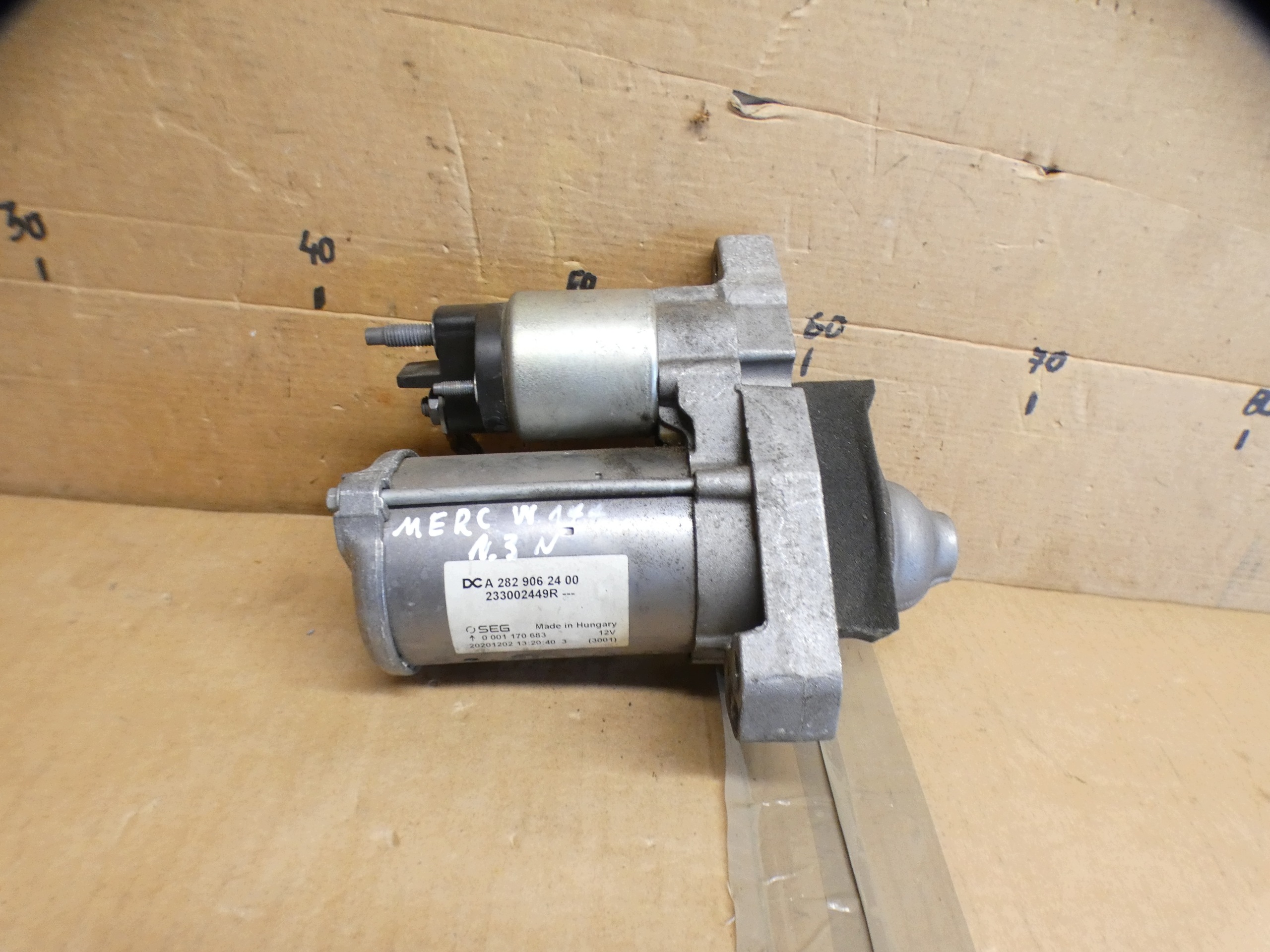 starter MERCEDES-BENZ GLA 233002449R 1.3L