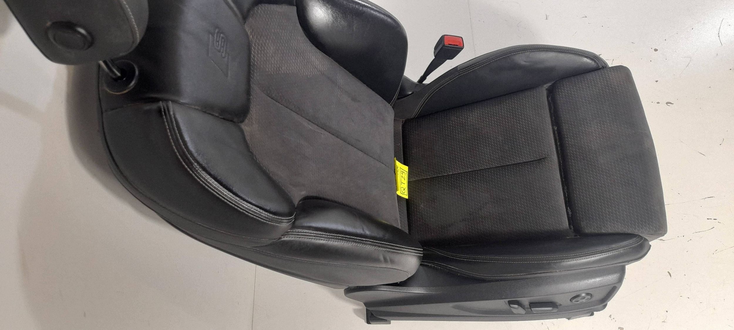 Audi Q5 SQ5 FY 80A S-Line Siège Passegers (QT29)
