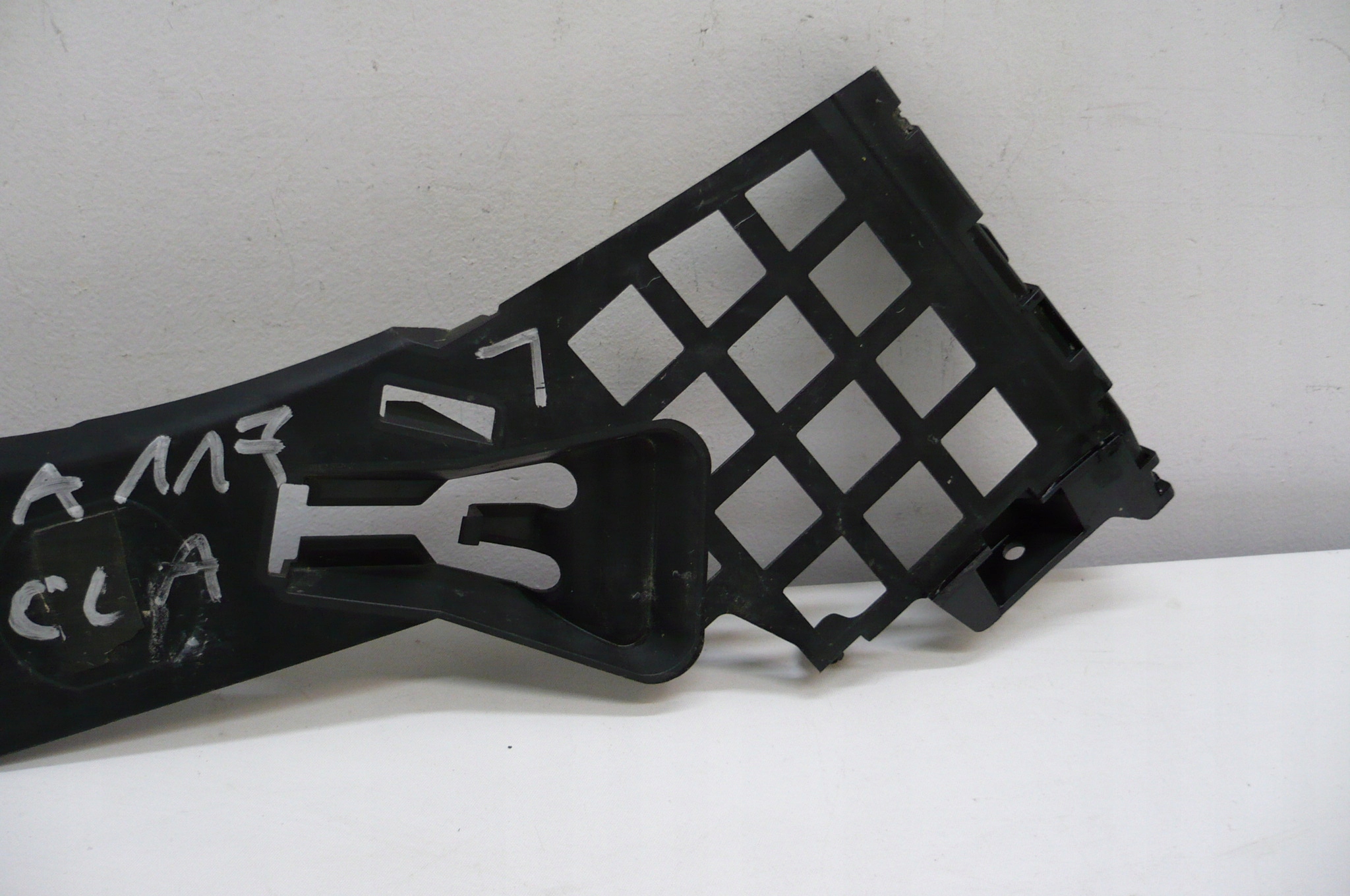 MERCEDES CLA W117 support holder of a bumper left front original 13