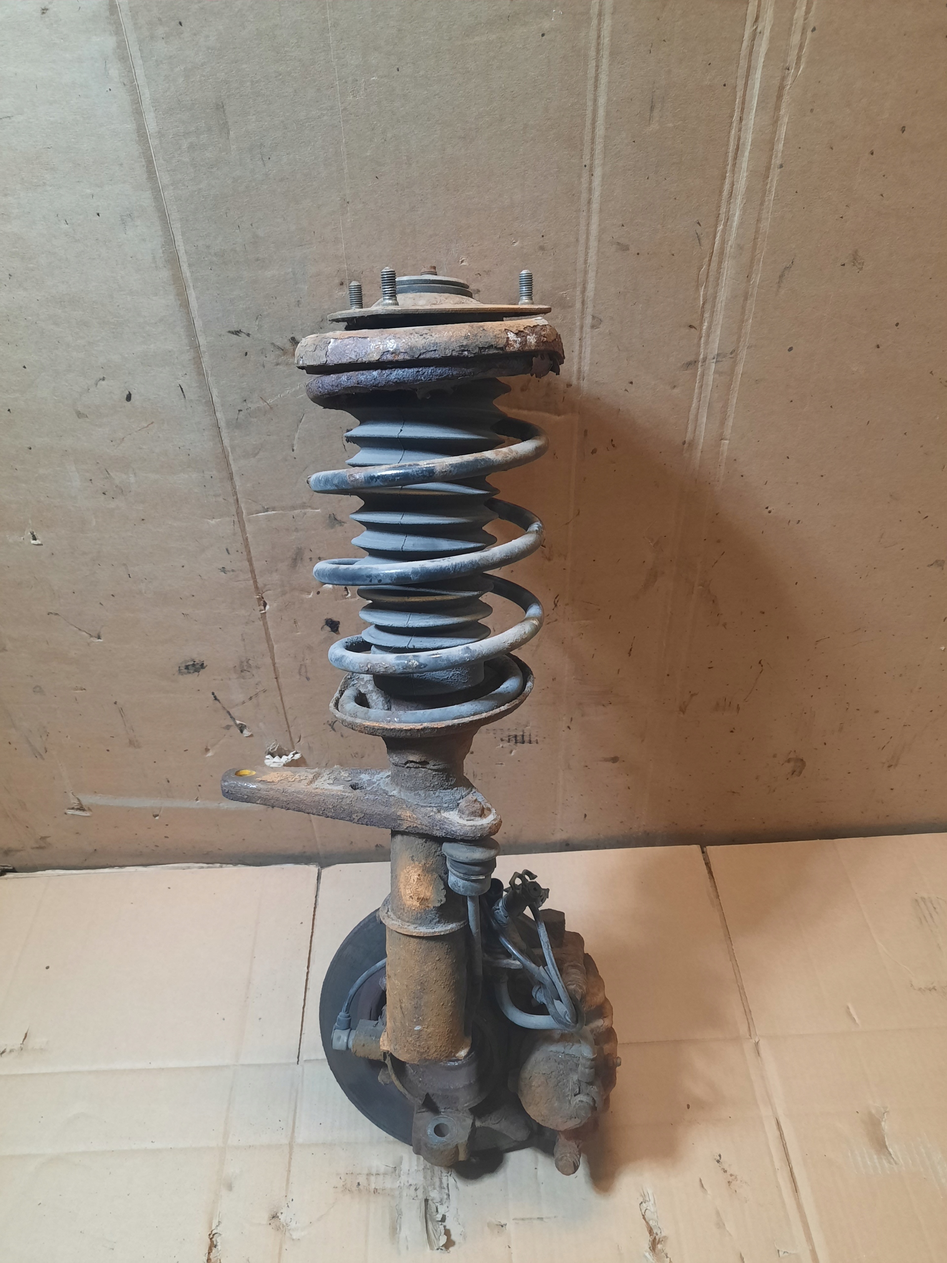 McPherson swing caliper disc left front LAND ROVR FREELANDER 1.8B