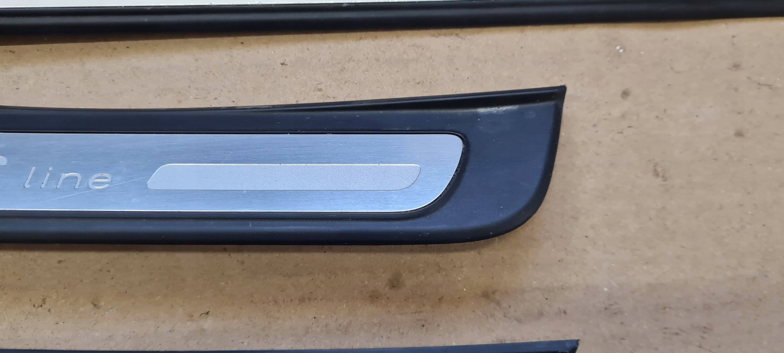 Audi A5 Sportback 8TA 2015 cap threshold door przednich 8T8853373