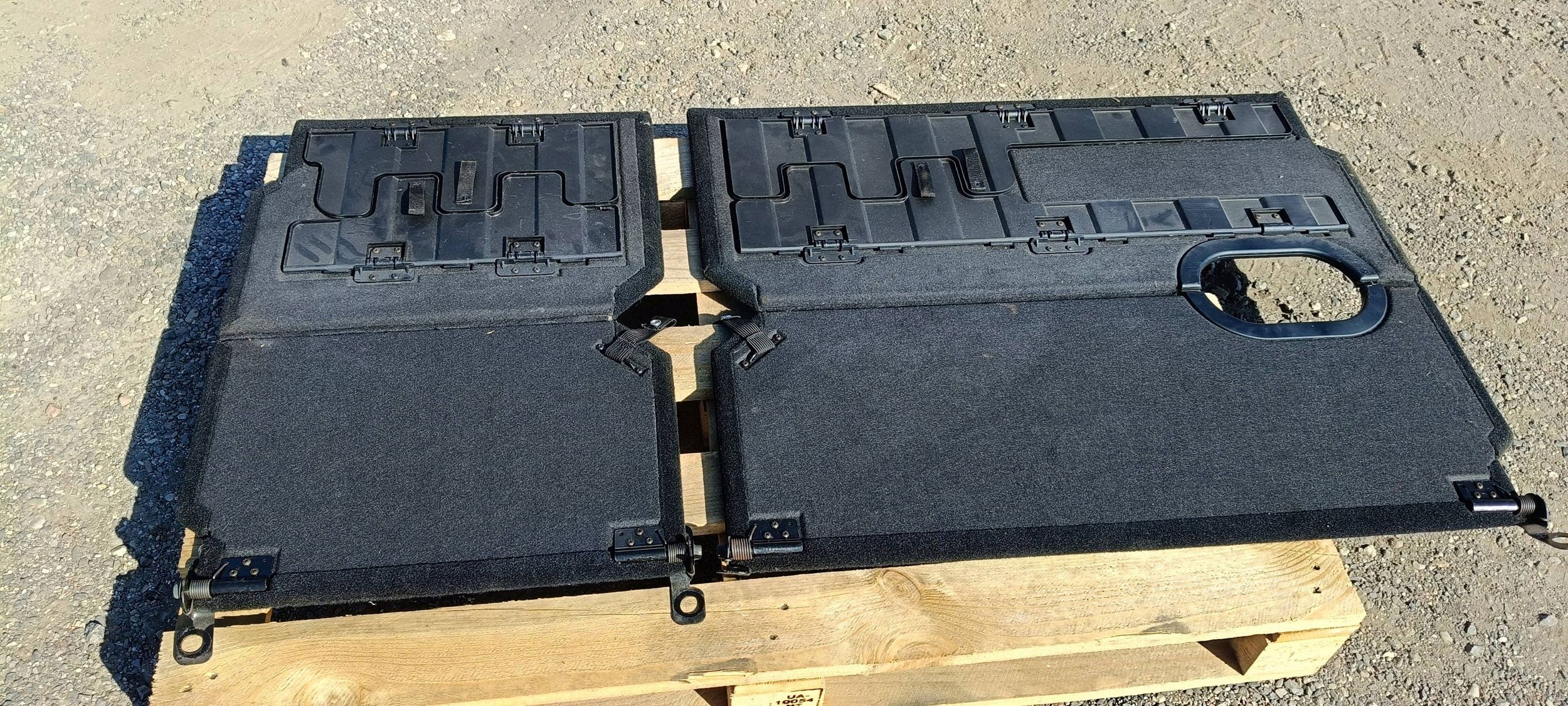 floor rear part rear 2-giego rzedu passenger compartment Dodge Ram 2013-2018