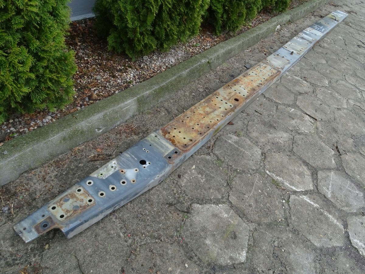 DAF XF 105 E5 рама левая сторона рамы 6x2 623x26CM