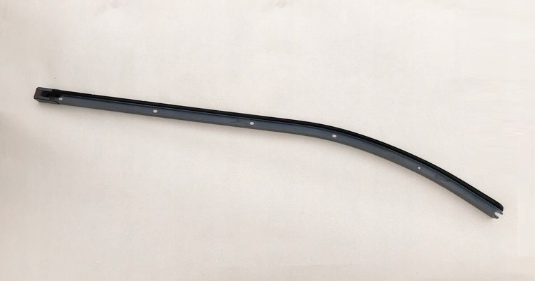 SZYNA PROWADNICA DRZWI PRAWYCH PRZESUWNYCH VW T5