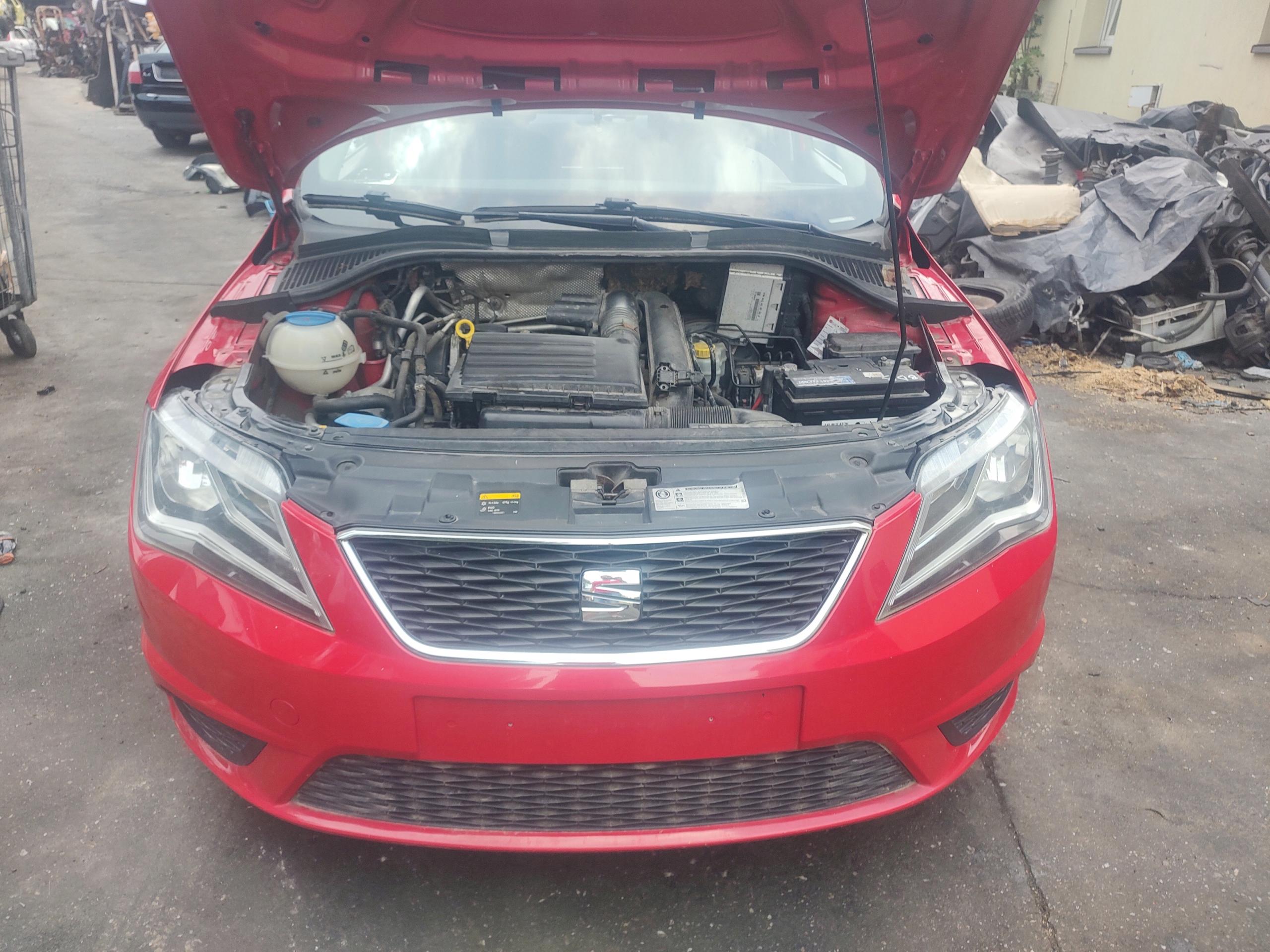 seat Toledo IV полка багажника 2016
