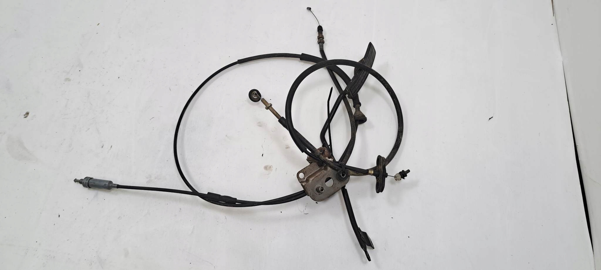 Педаль акселератора NISSAN Patrol Y60 Y61