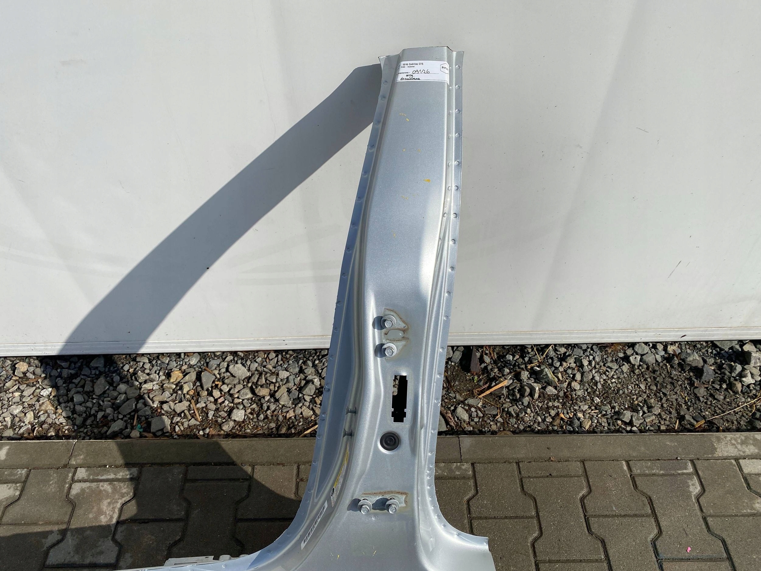 Cadillac CTS 2016 links Seite Säule mitte