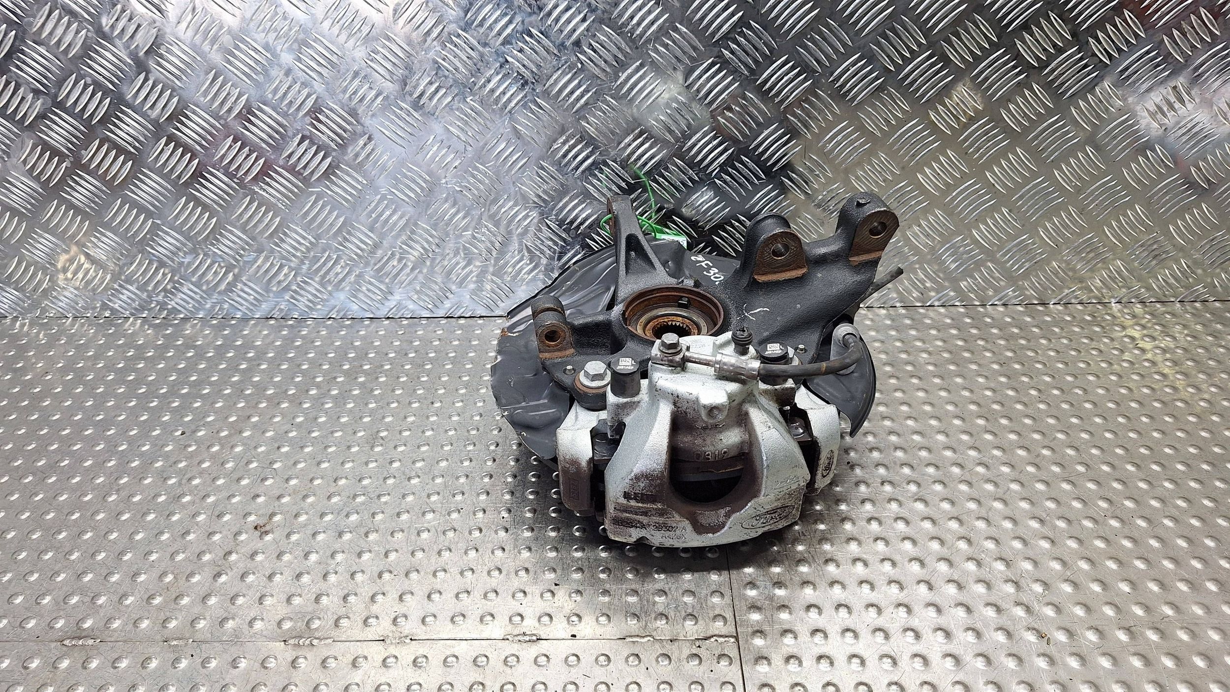 otoč čepu levá předek JX6C-3K171-D1A FORD FOCUS MK4 1.0 ECOBOOST