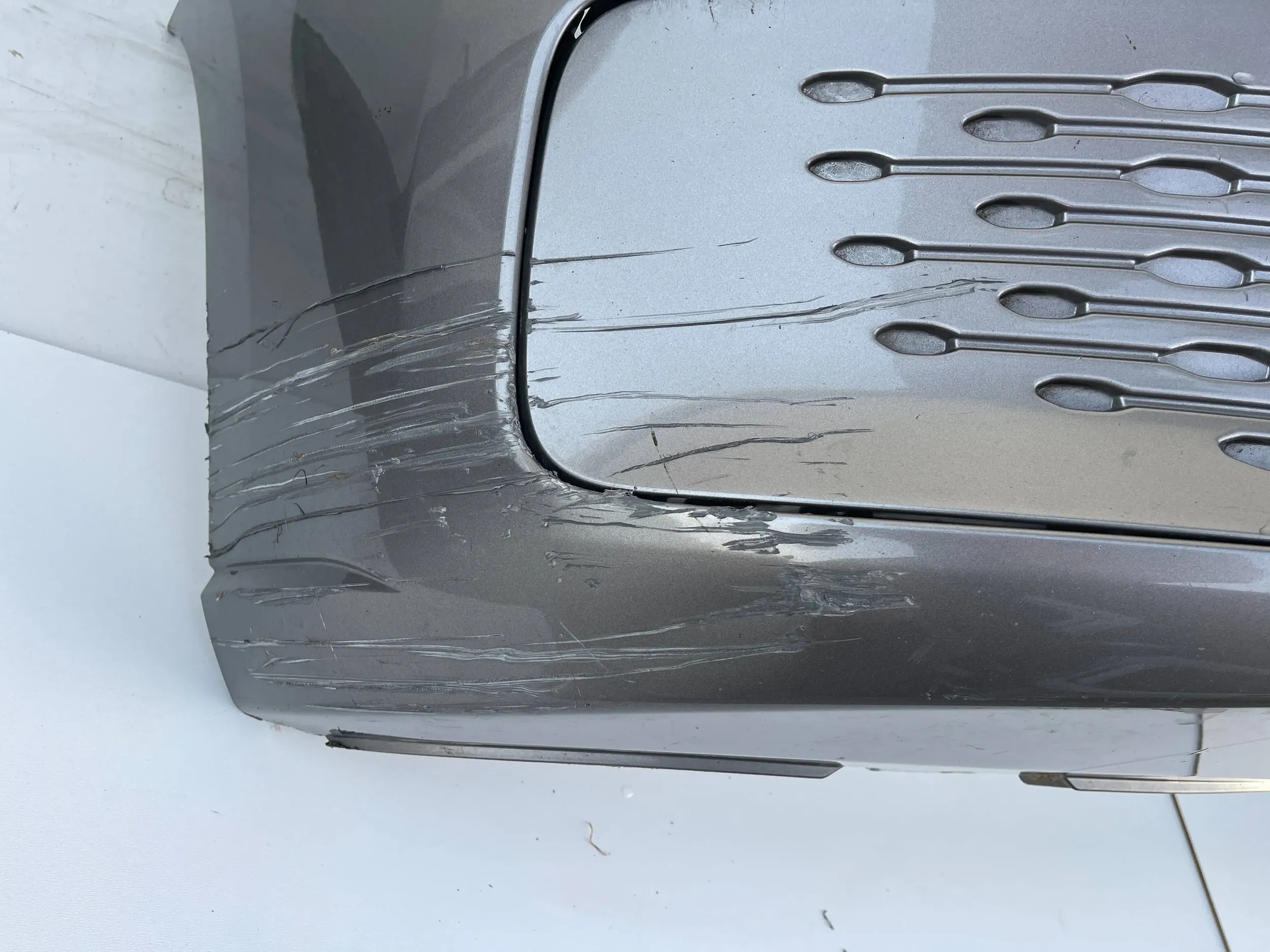 nárazník předek přední Volkswagen Caddy 2K7 20- PDC